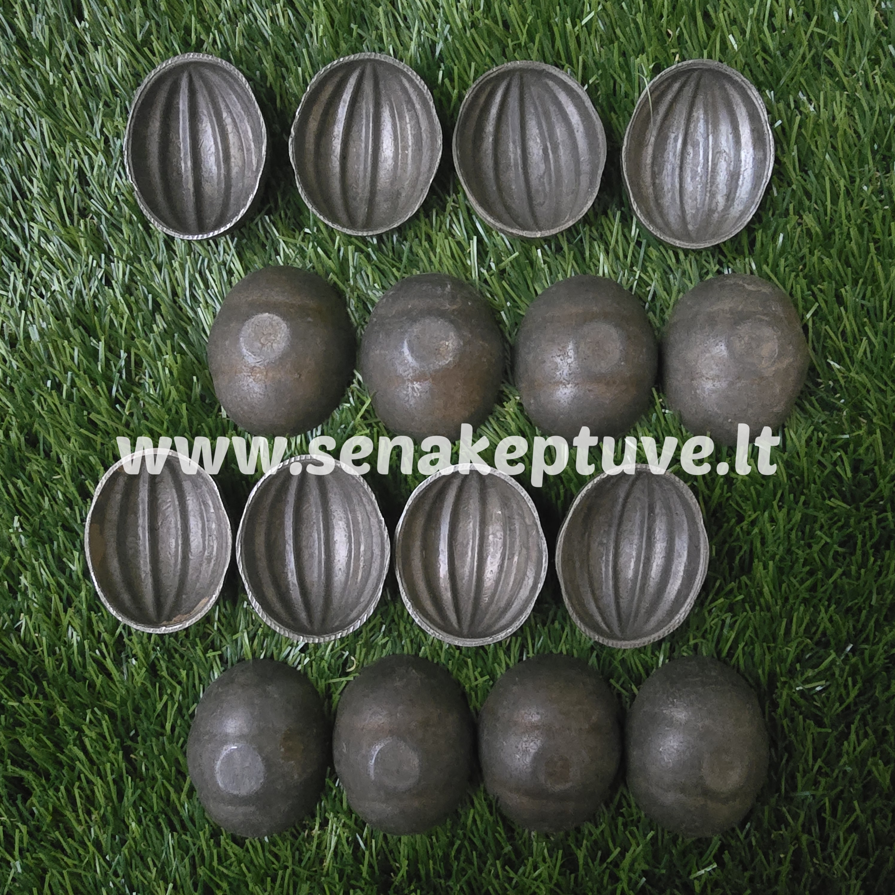 Senovinės riešutėlių formelės