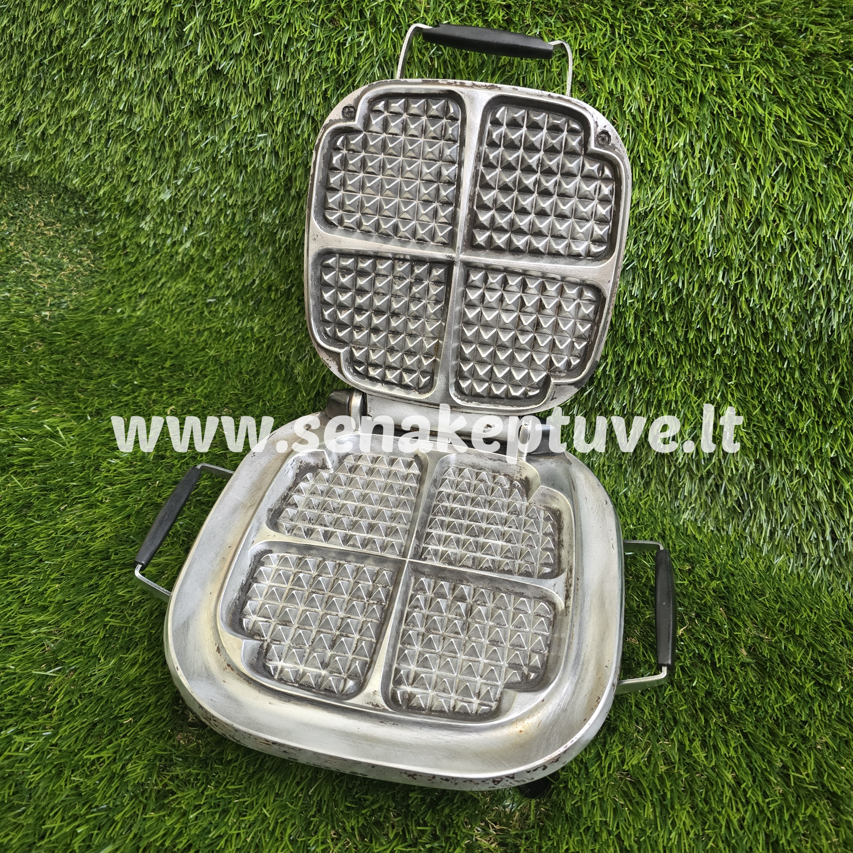 Senovinė elektrinė čirvinių blynų keptuvė Husqvarna su laidu (nuskilusios rankenėlės)