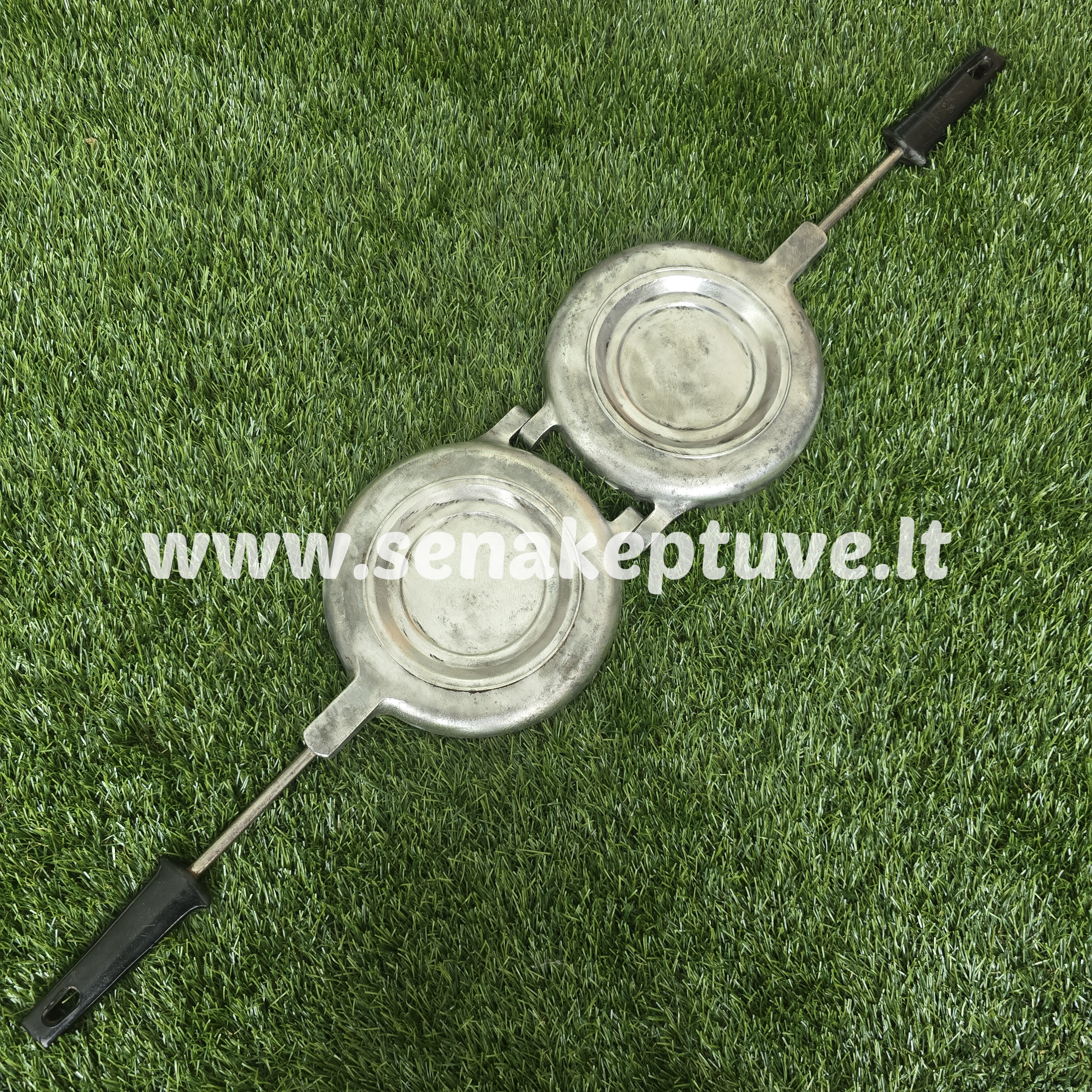 Senovinė grybukų keptuvė