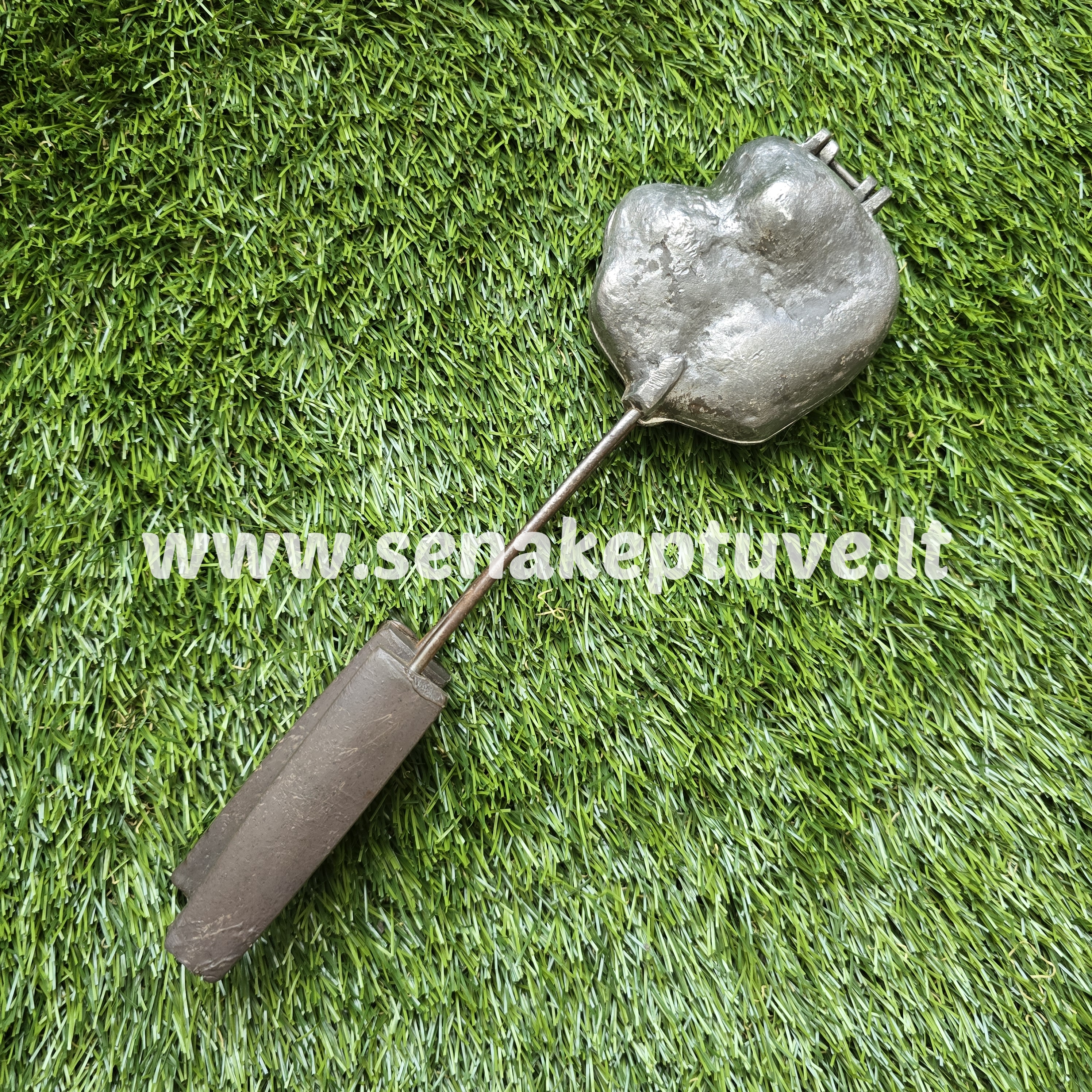 Senovinė voveraičių keptuvė