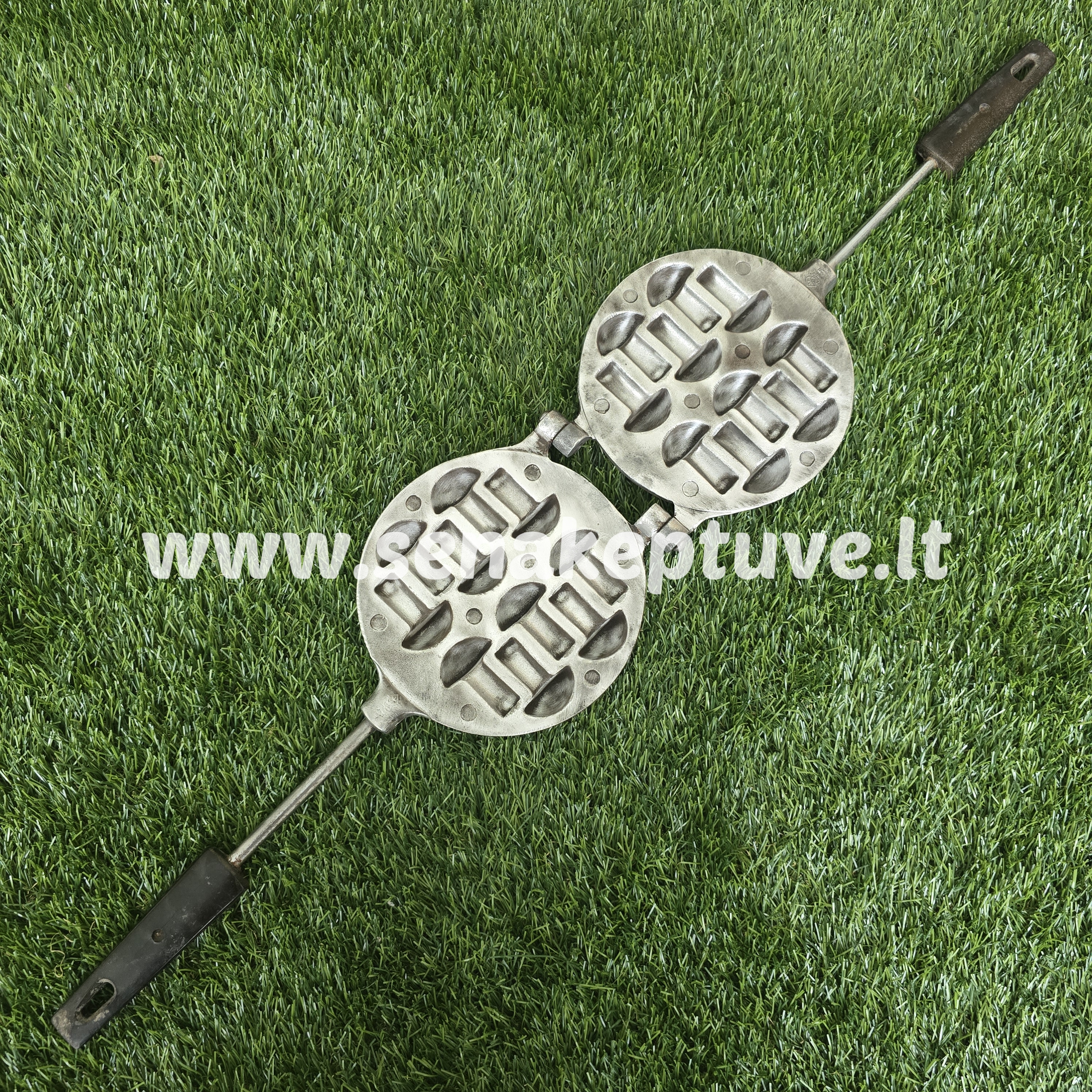 Senovinė grybukų keptuvė