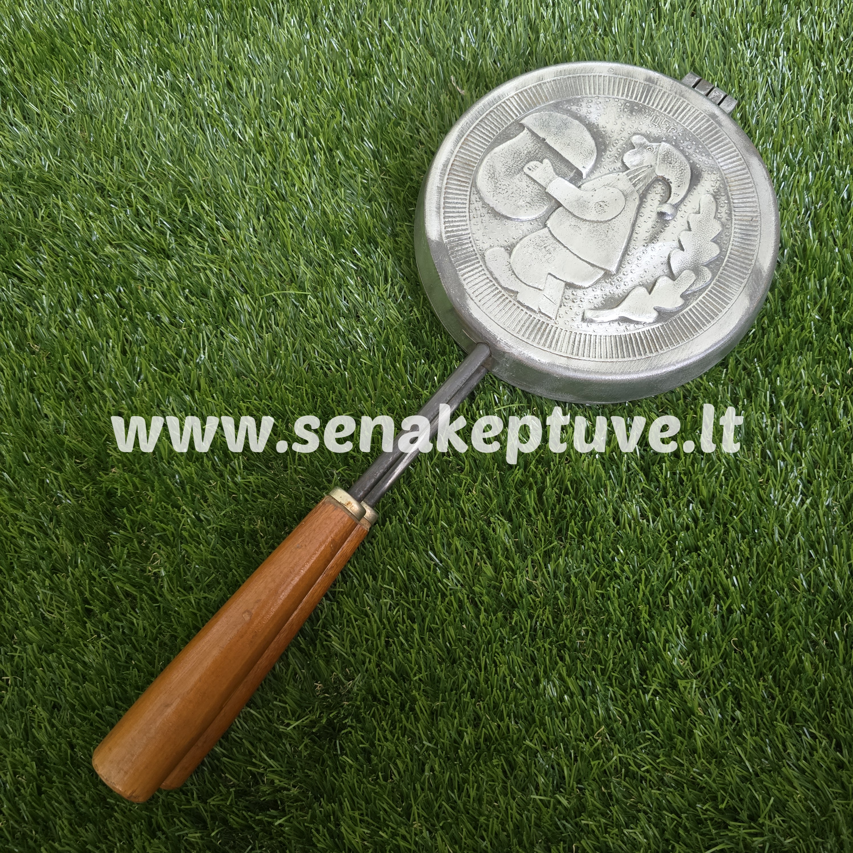 Senovinė grybukų keptuvė