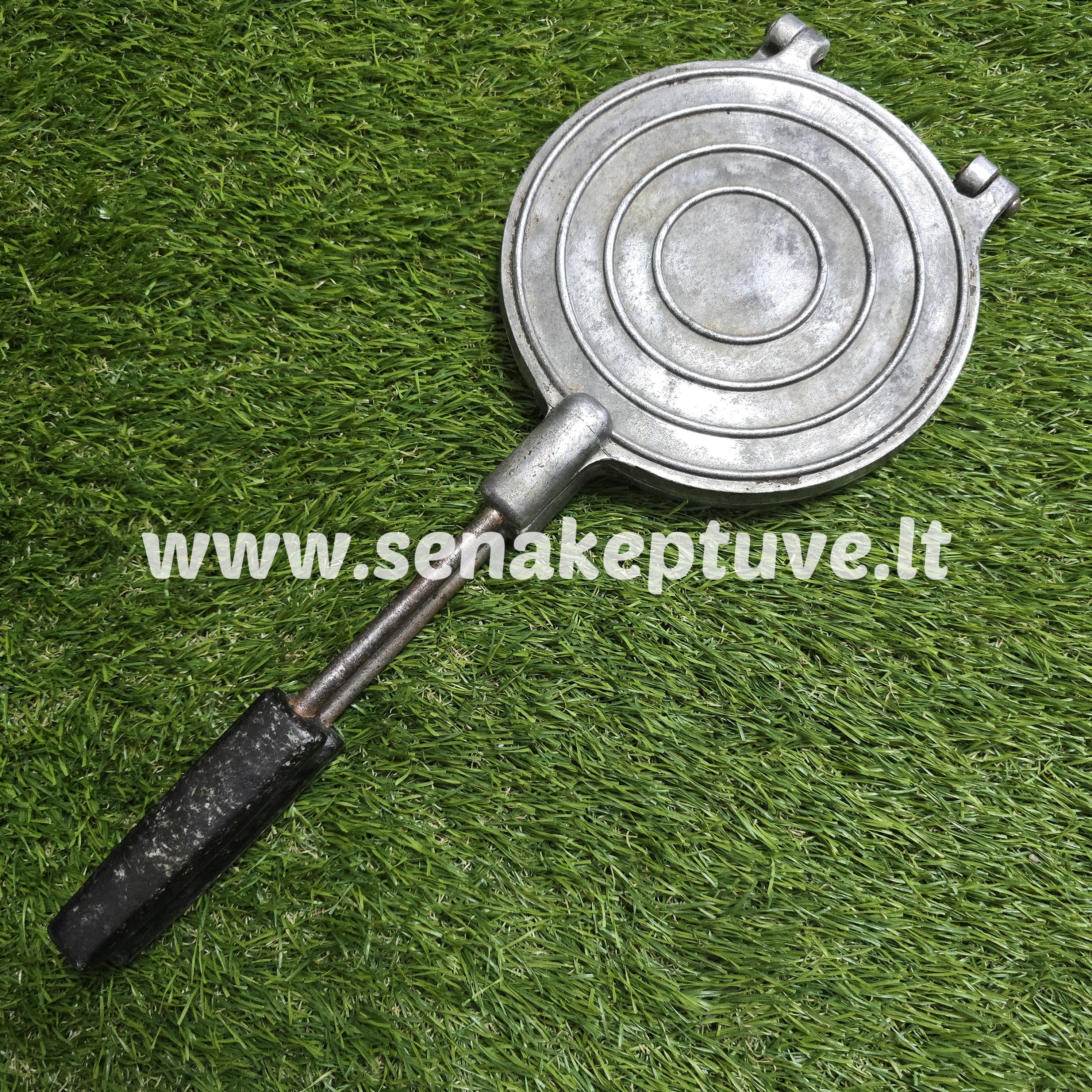 Senovinė blynų keptuvė