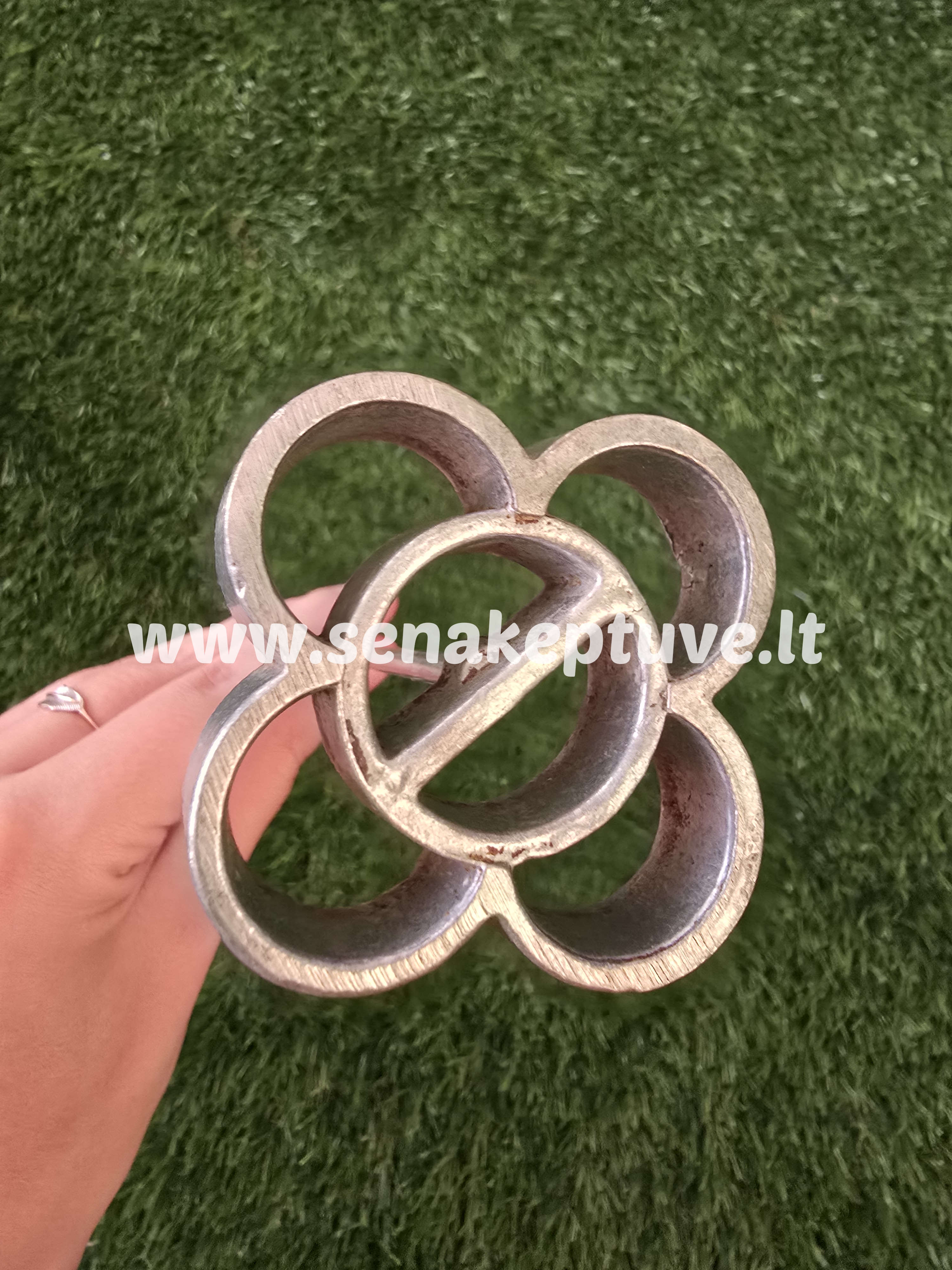 Senovinė žagarėlių formelė su koteliu