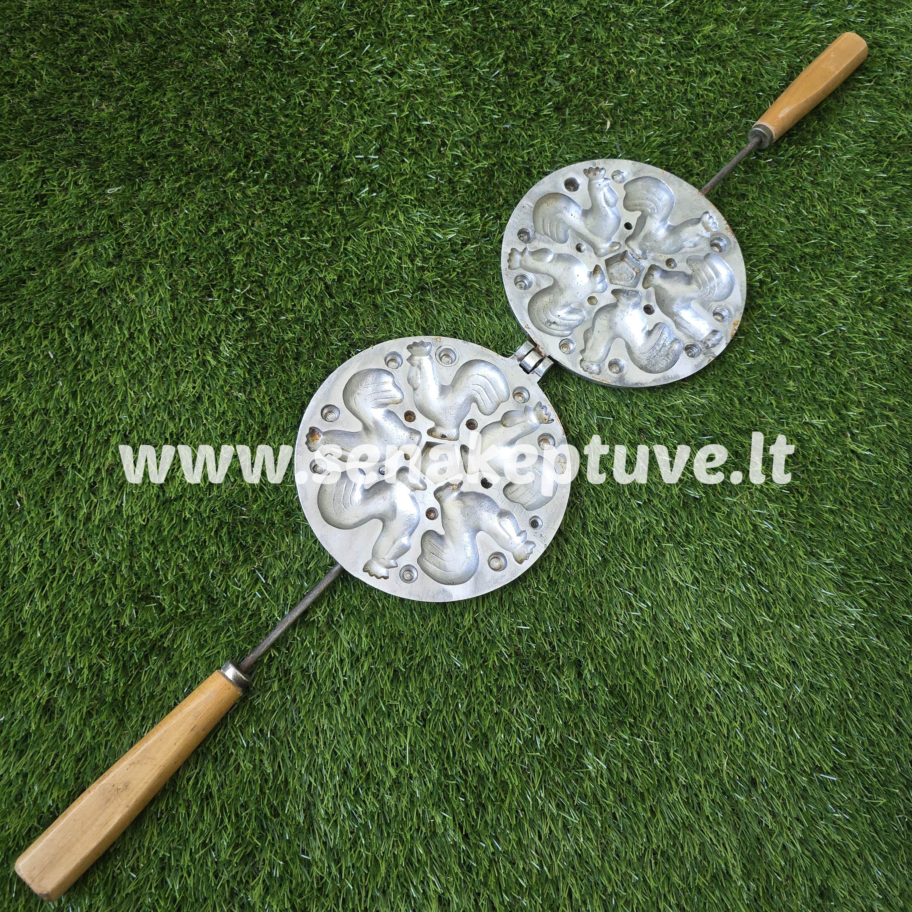 Senovinė gaidelių keptuvė