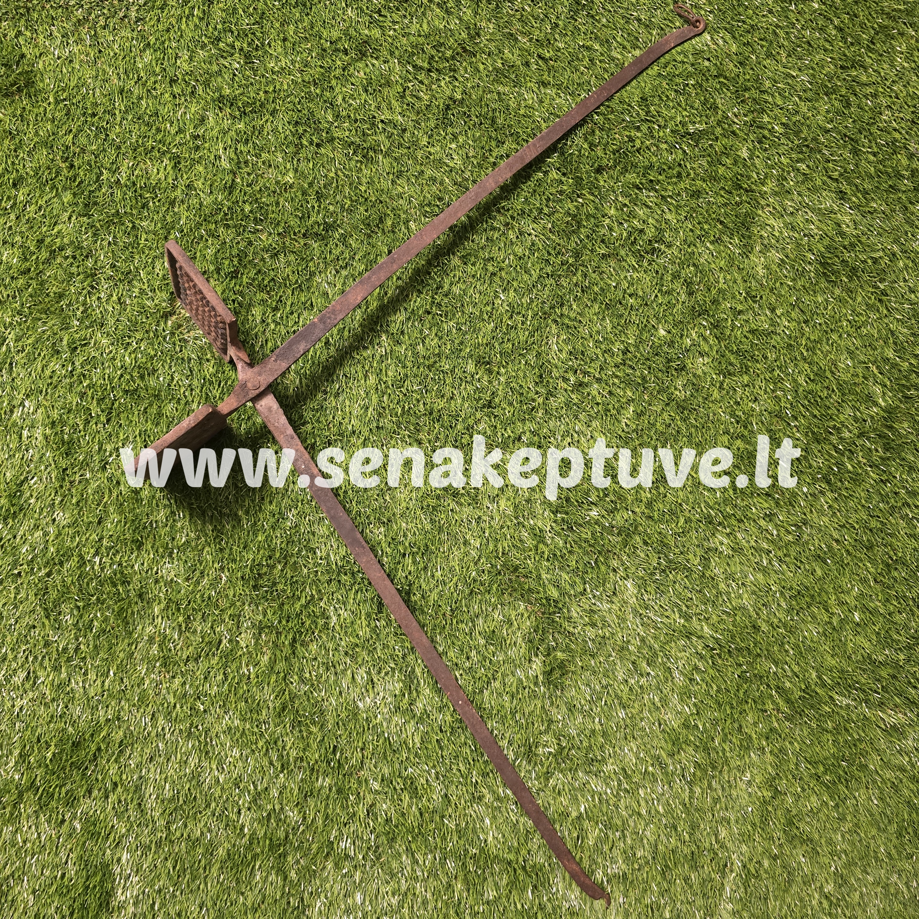 Senovinė ketaus plonų vaflių keptuvė