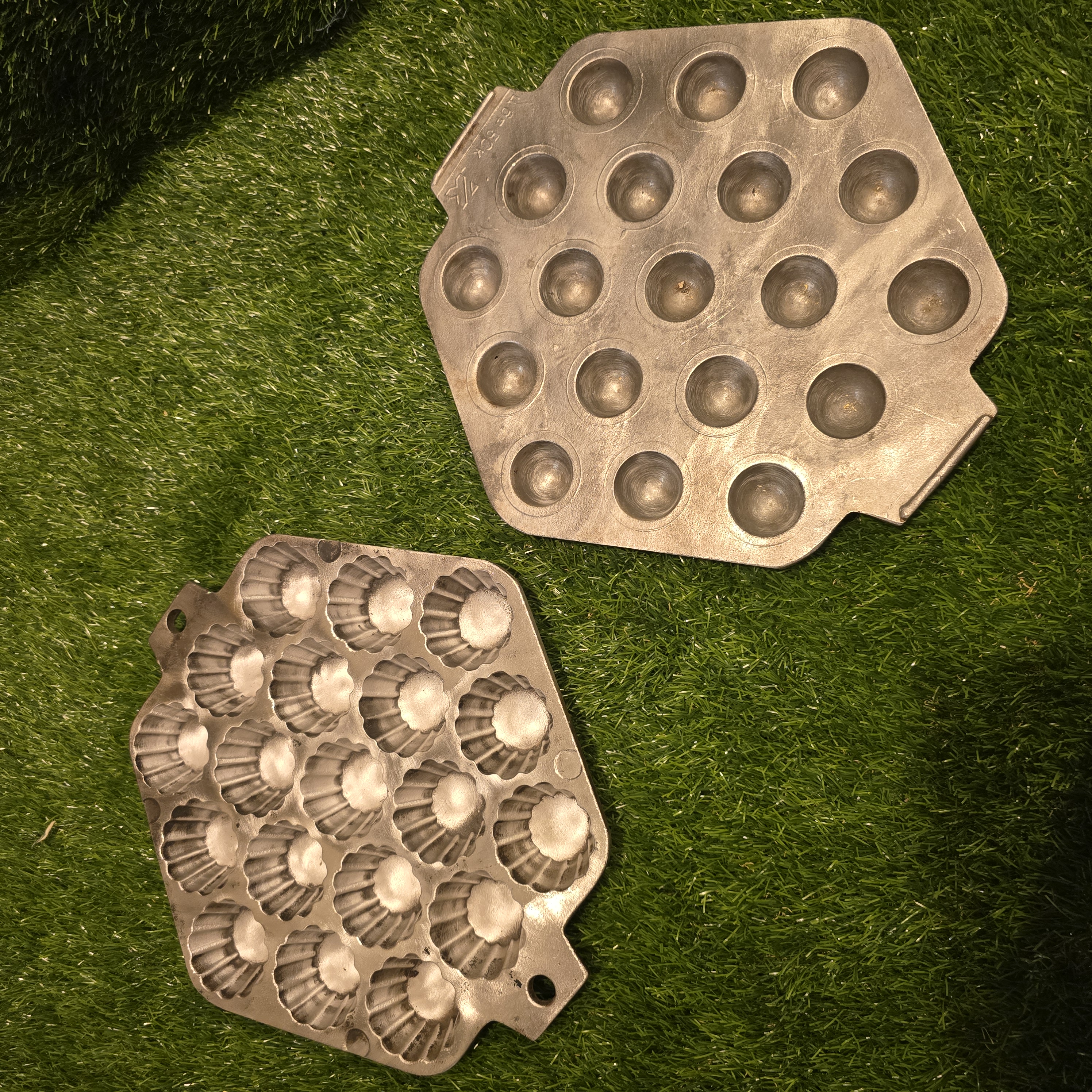 Krepšelių kepimo forma su dangčiu