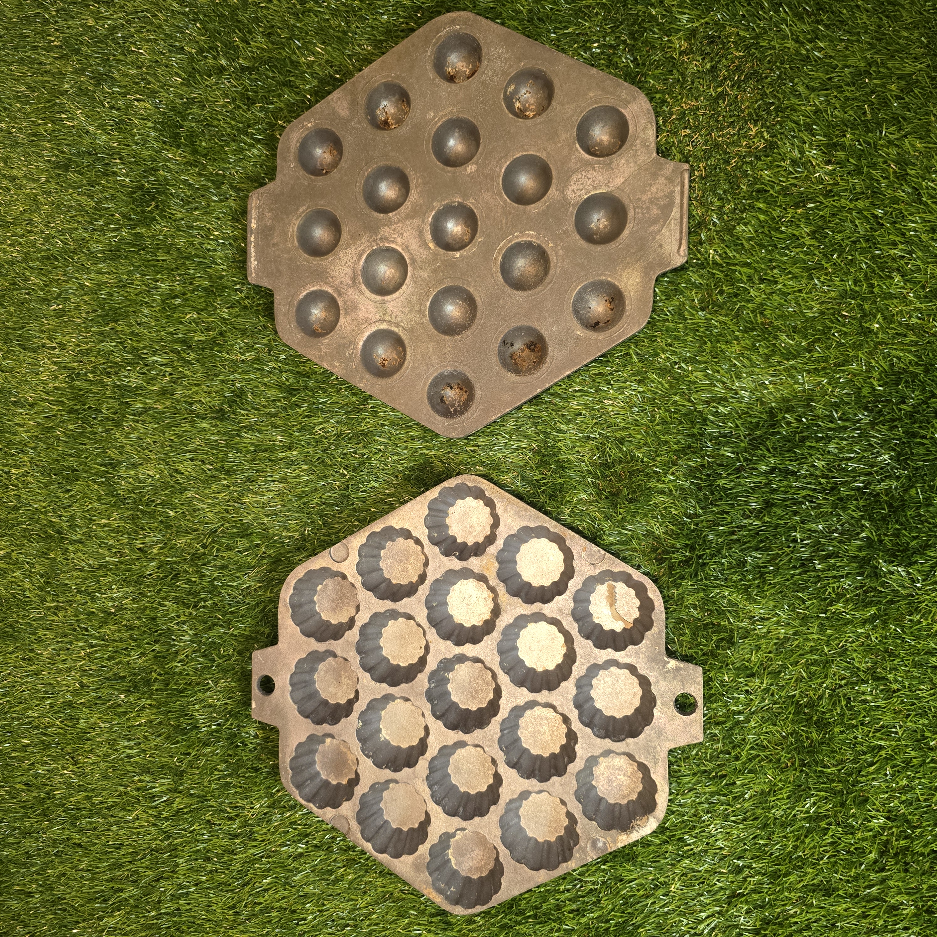 Krepšelių kepimo forma su dangčiu