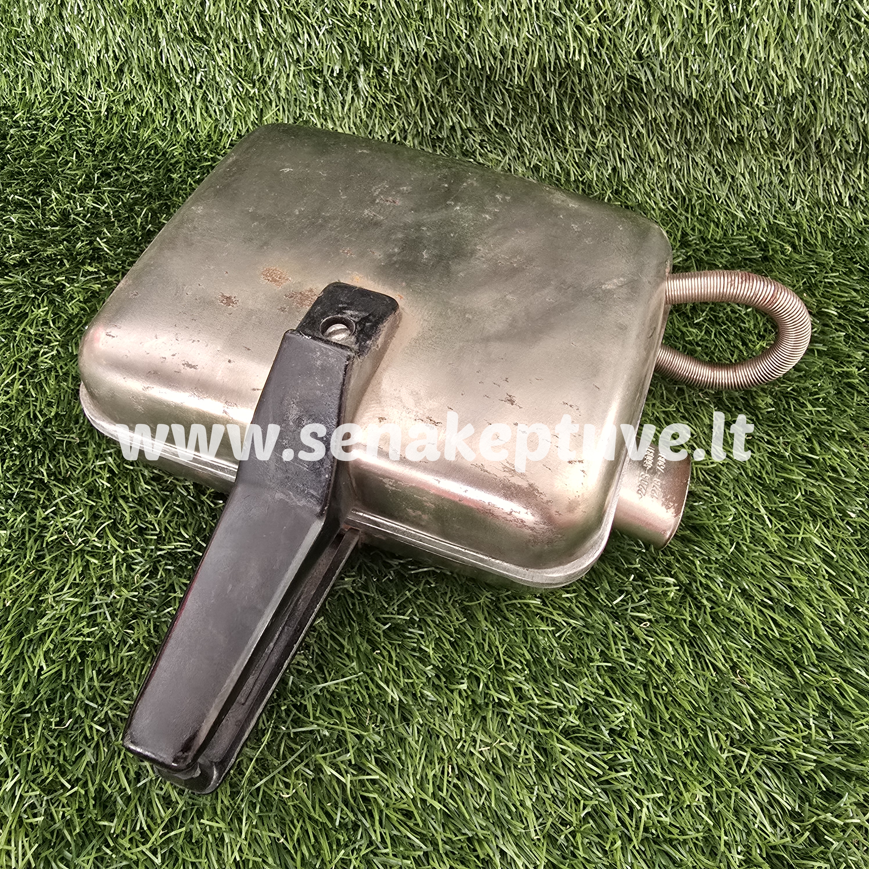 Senovinė elektrinė vaflinė su laidu