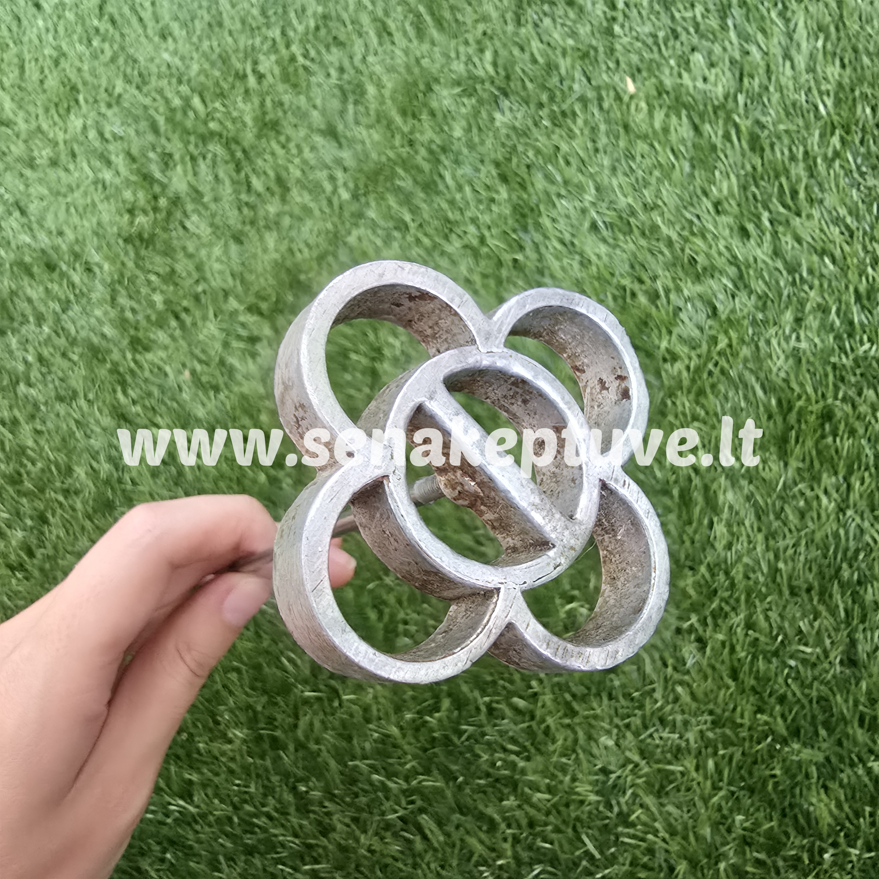 Senovinė žagarėlių formelė su koteliu