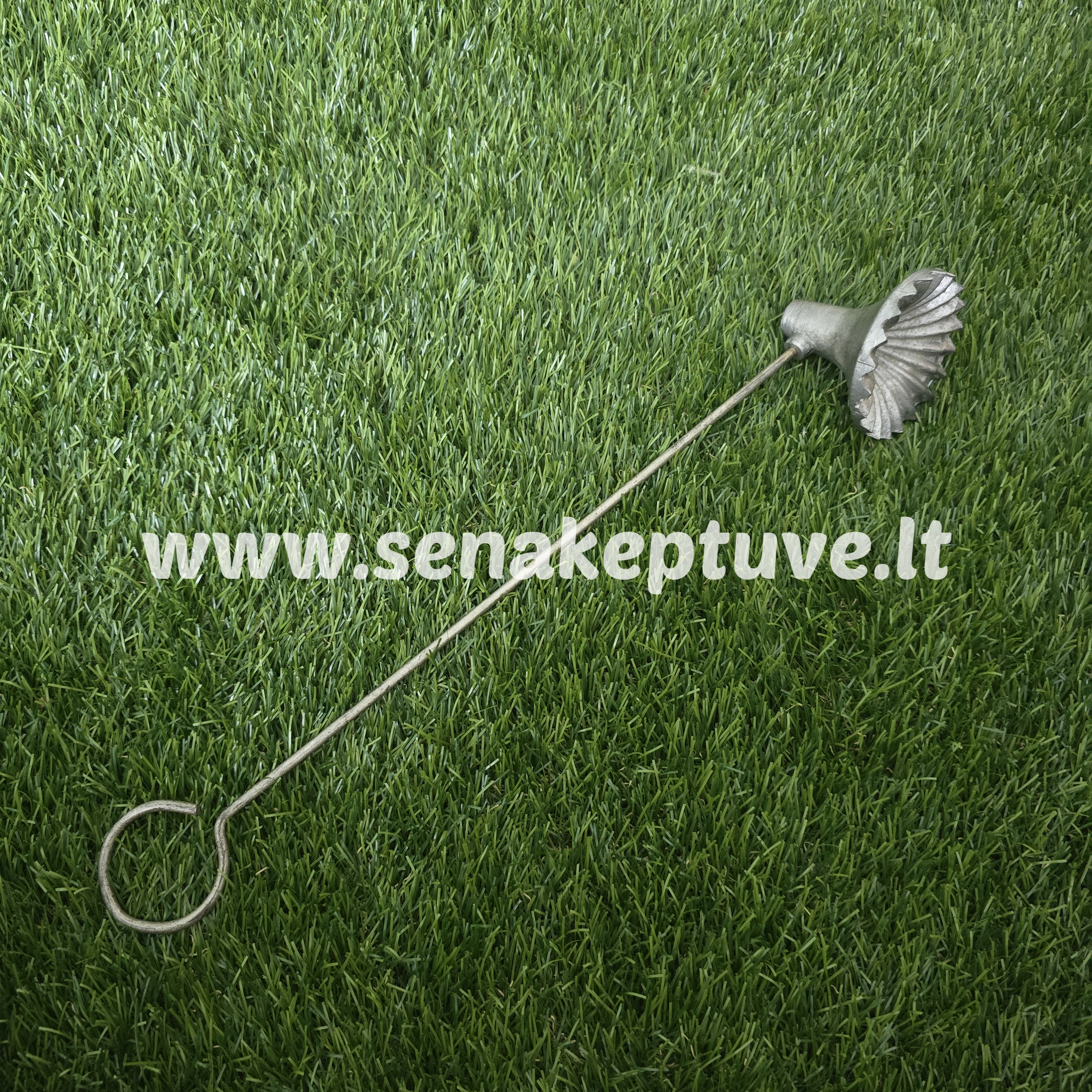 Senovinė žagarėlių formelė su koteliu