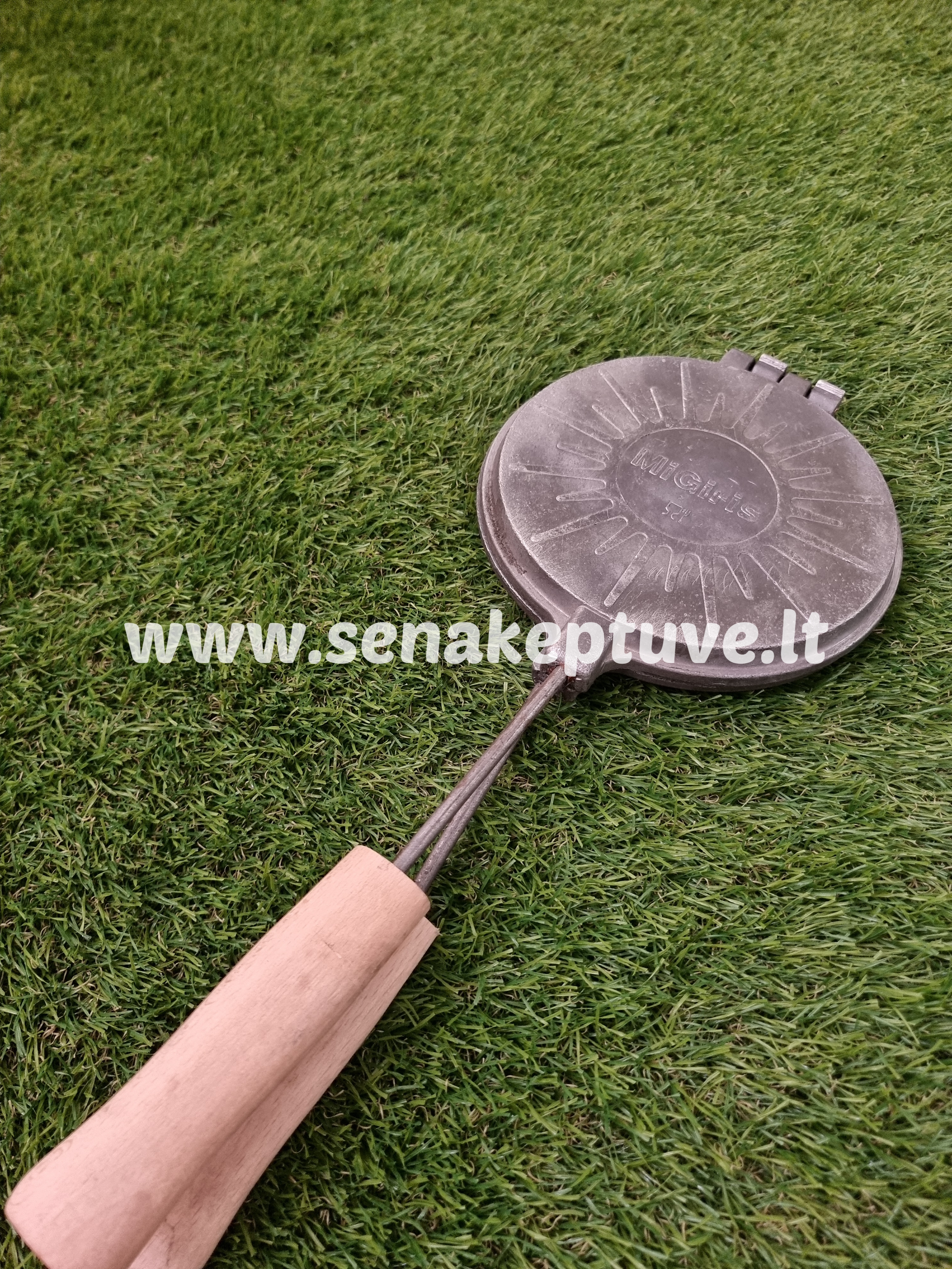 Šiuolaikinė burbulinių vaflių keptuvė Migiris