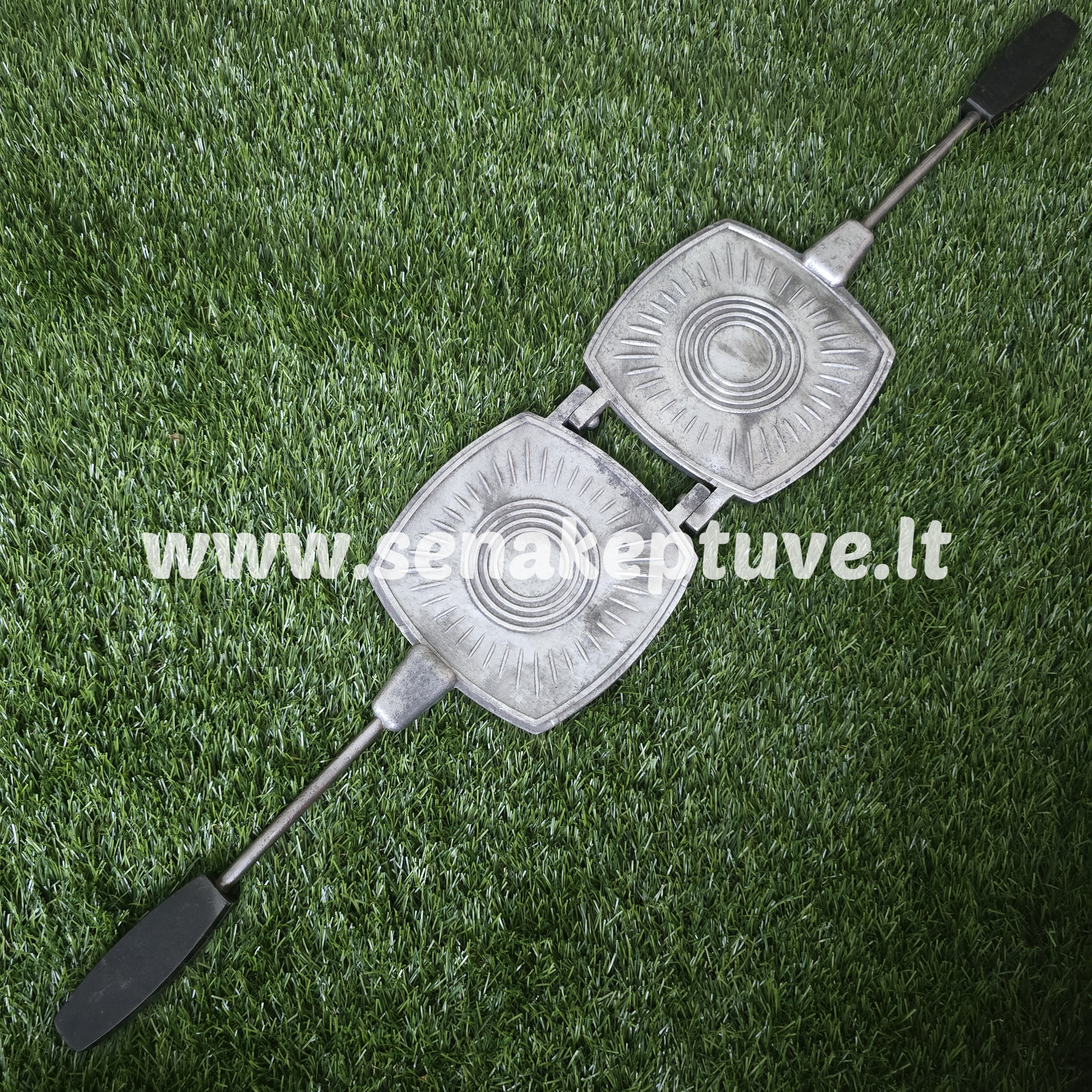 Senovinė blynų keptuvė