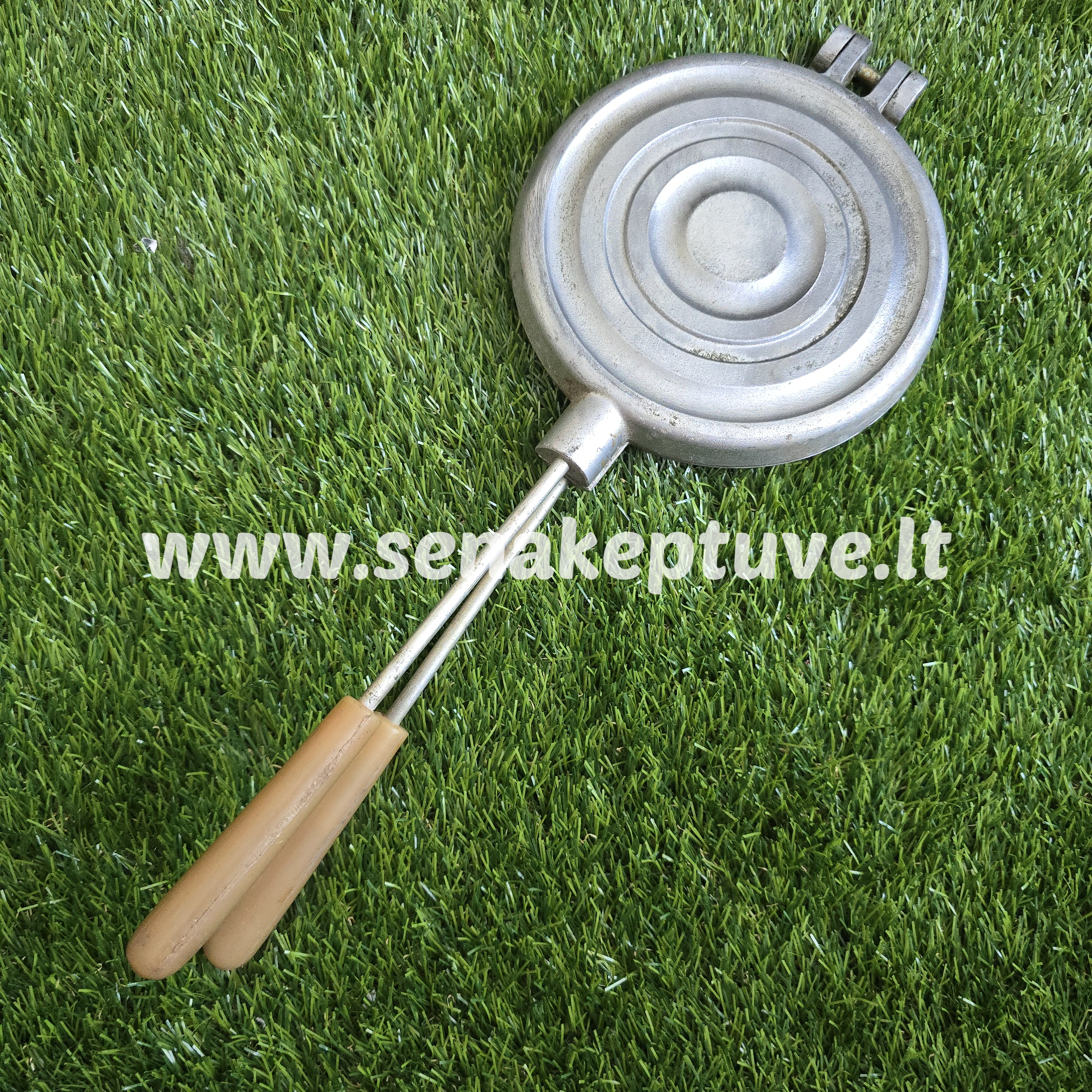 Senovinė blynų keptuvė