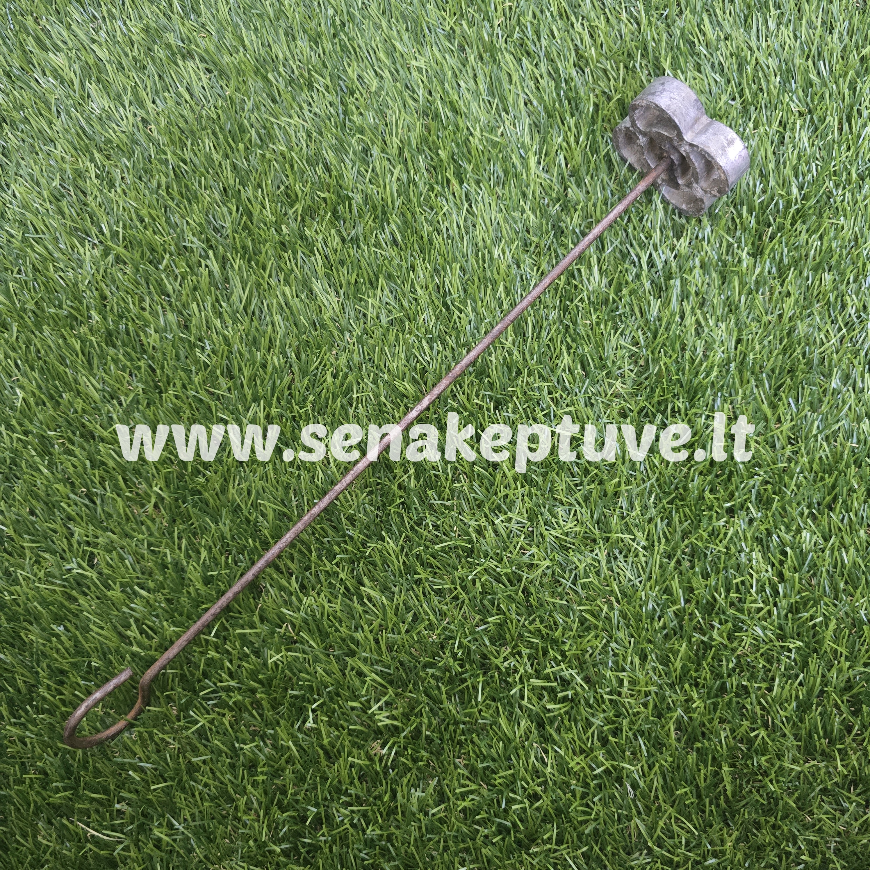 Senovinė žagarėlių formelė su koteliu