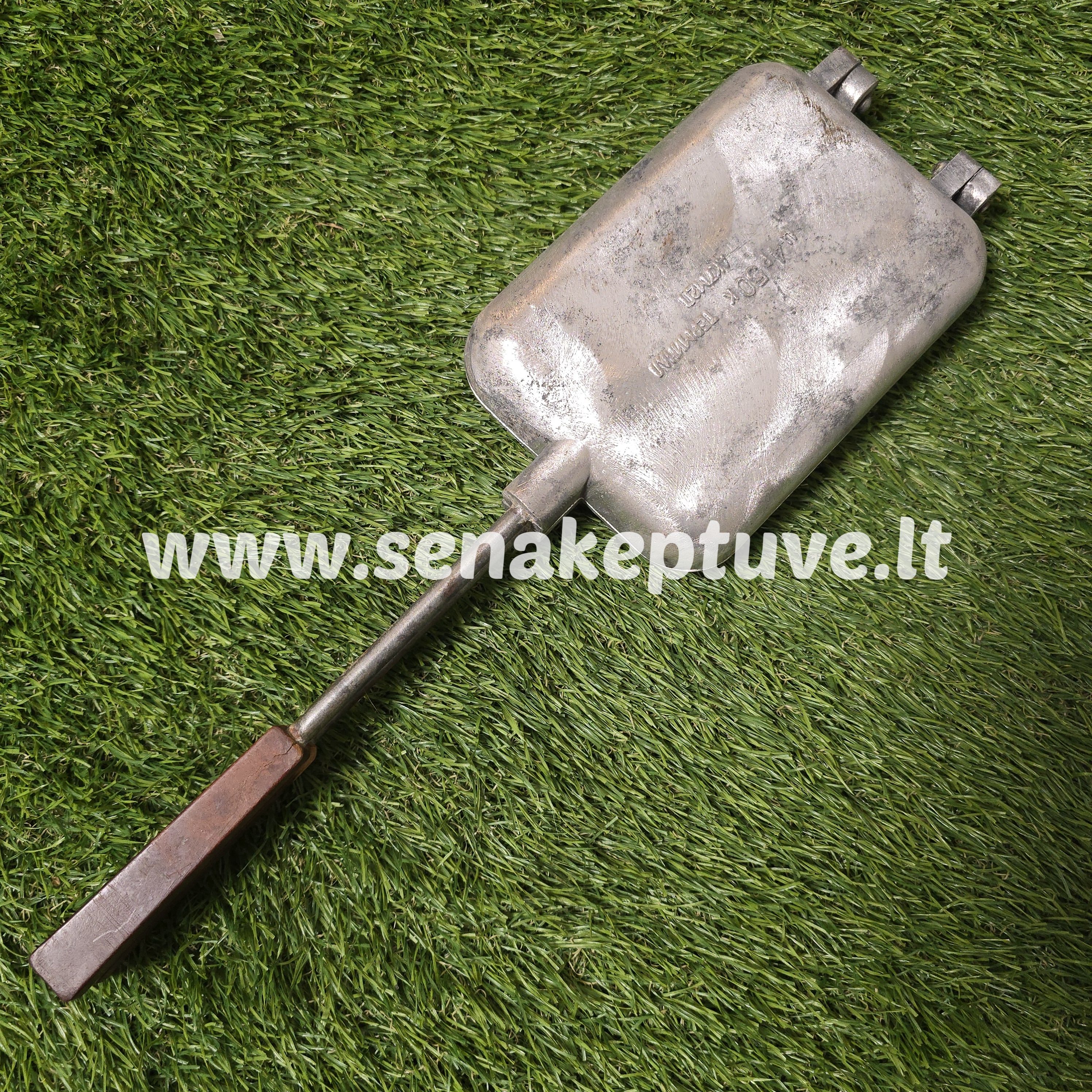 Senovinė asorti (2 paukšteliai, 2 žuvelės, 2 krokodilai ir 2 ruoniai) keptuvė