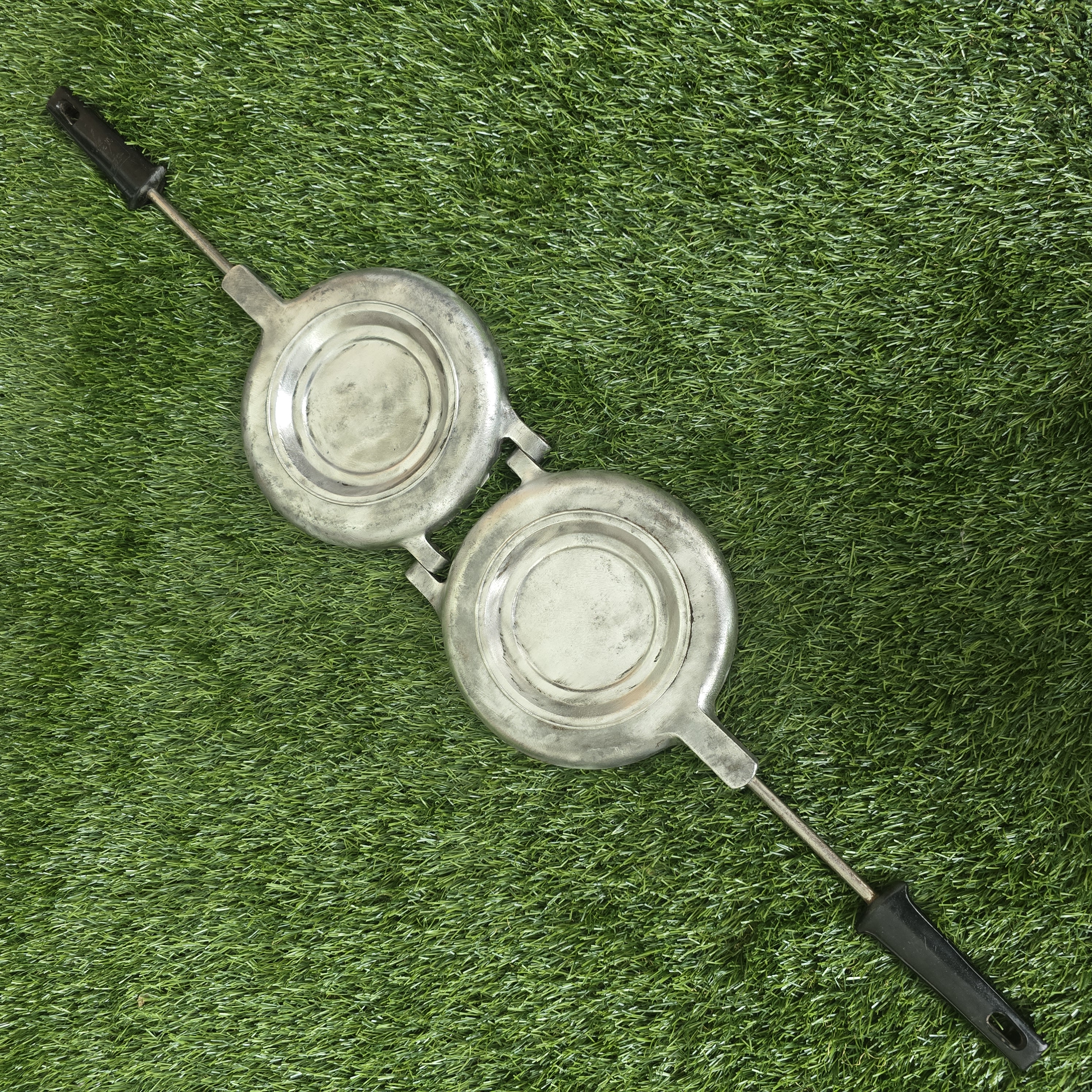 Senovinė grybukų keptuvė