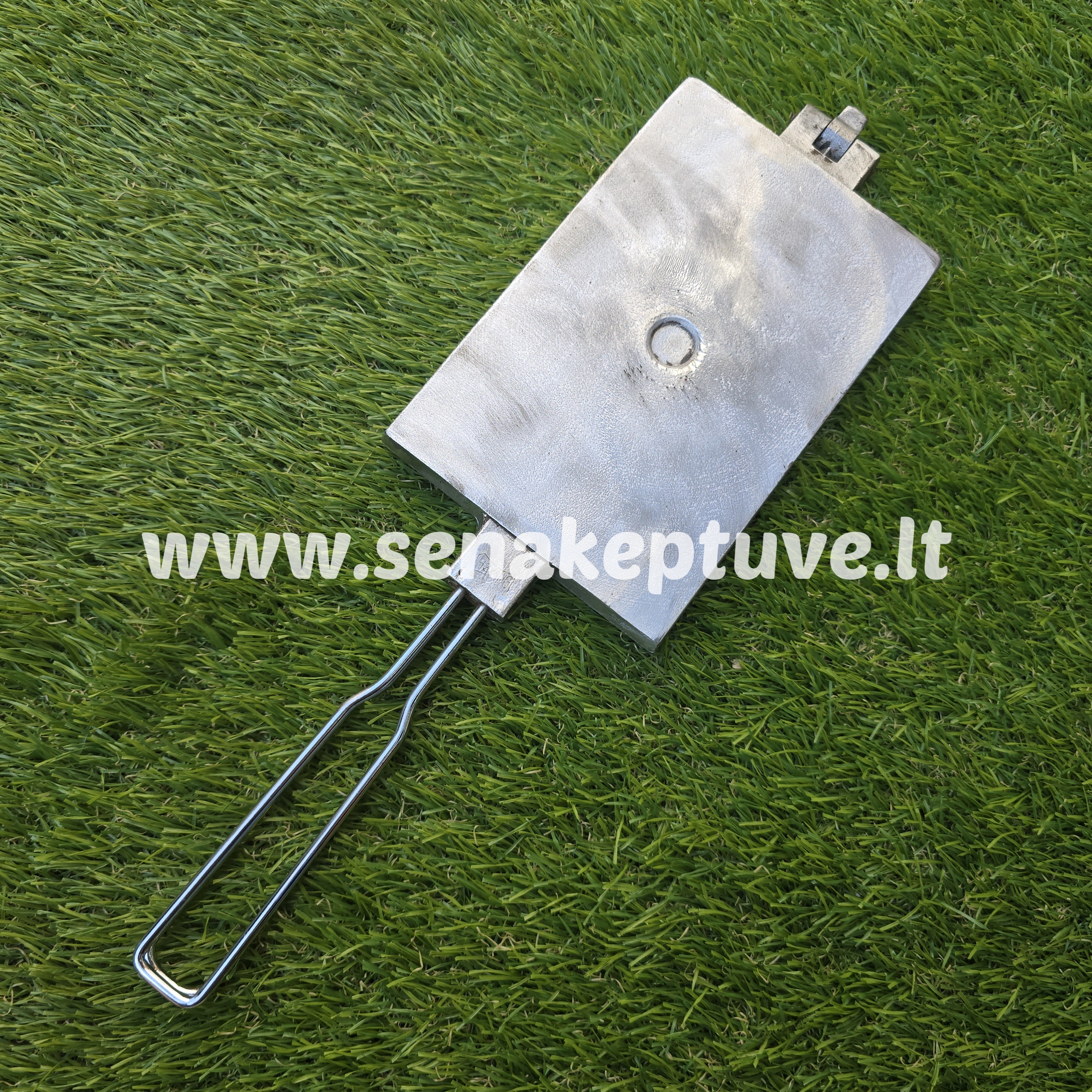 Senovinė plonų vaflių keptuvė