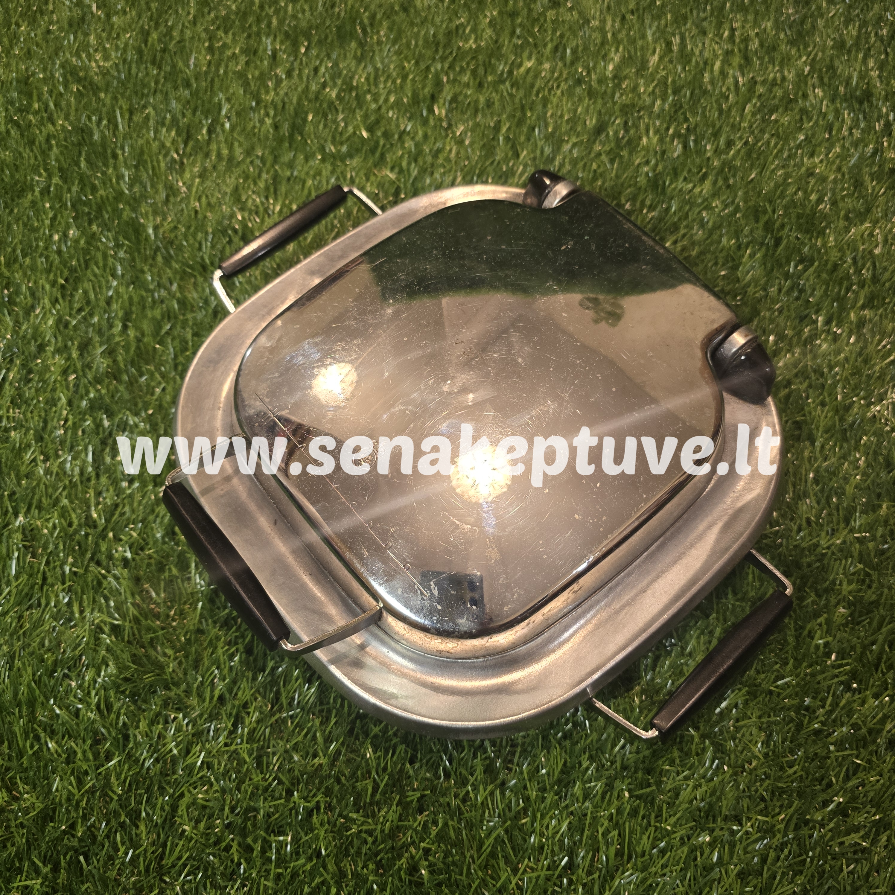 Senovinė elektrinė čirvinių blynų keptuvė Husqvarna su laidu (klijuota 1 kojytė)