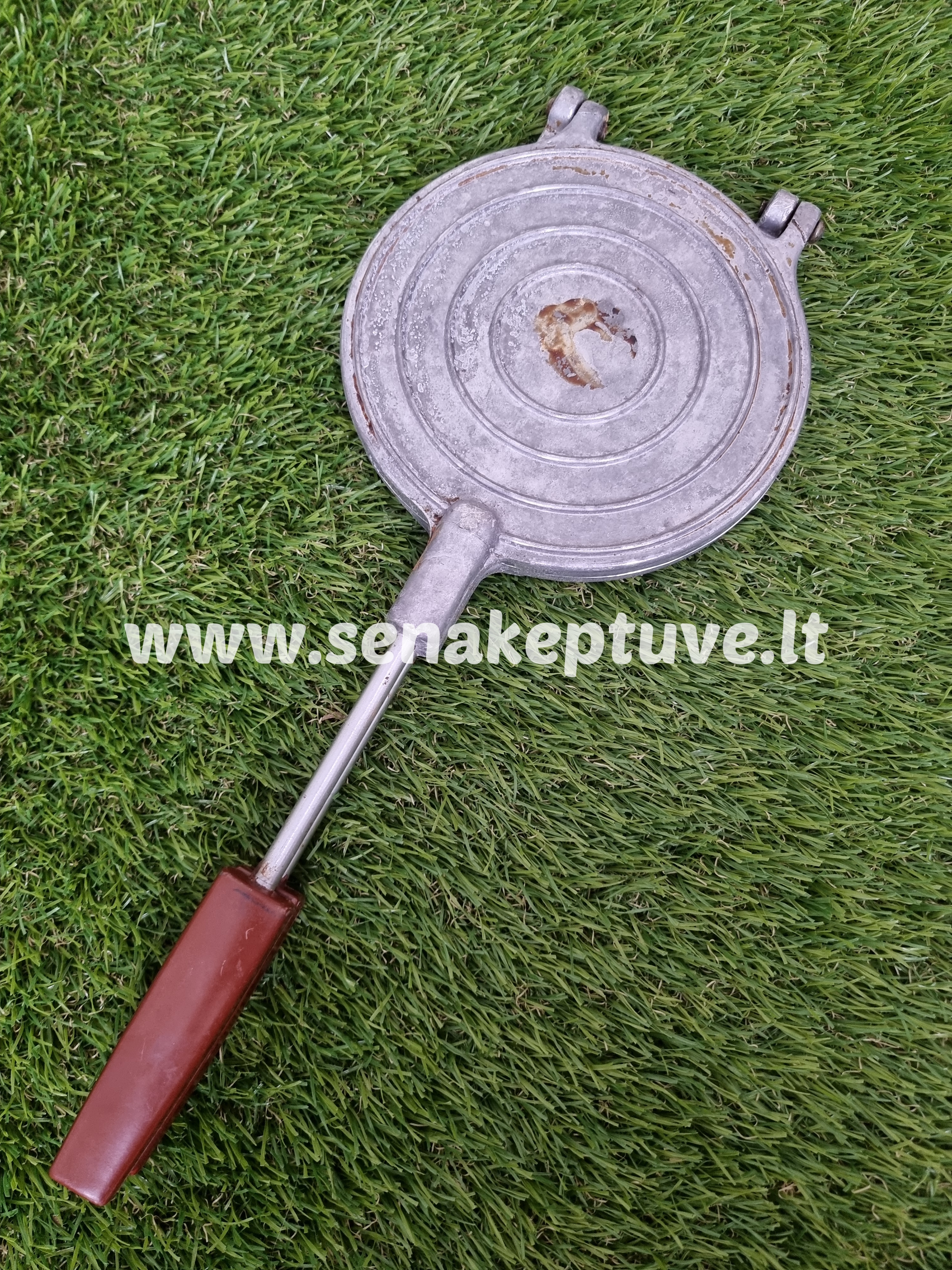 Senovinė blynų keptuvė