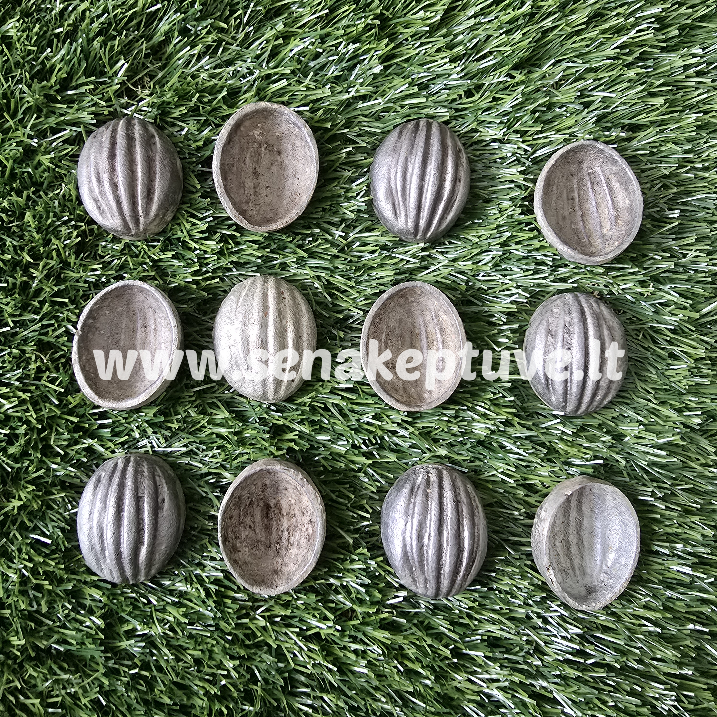 Senovinės riešutėlių formelės