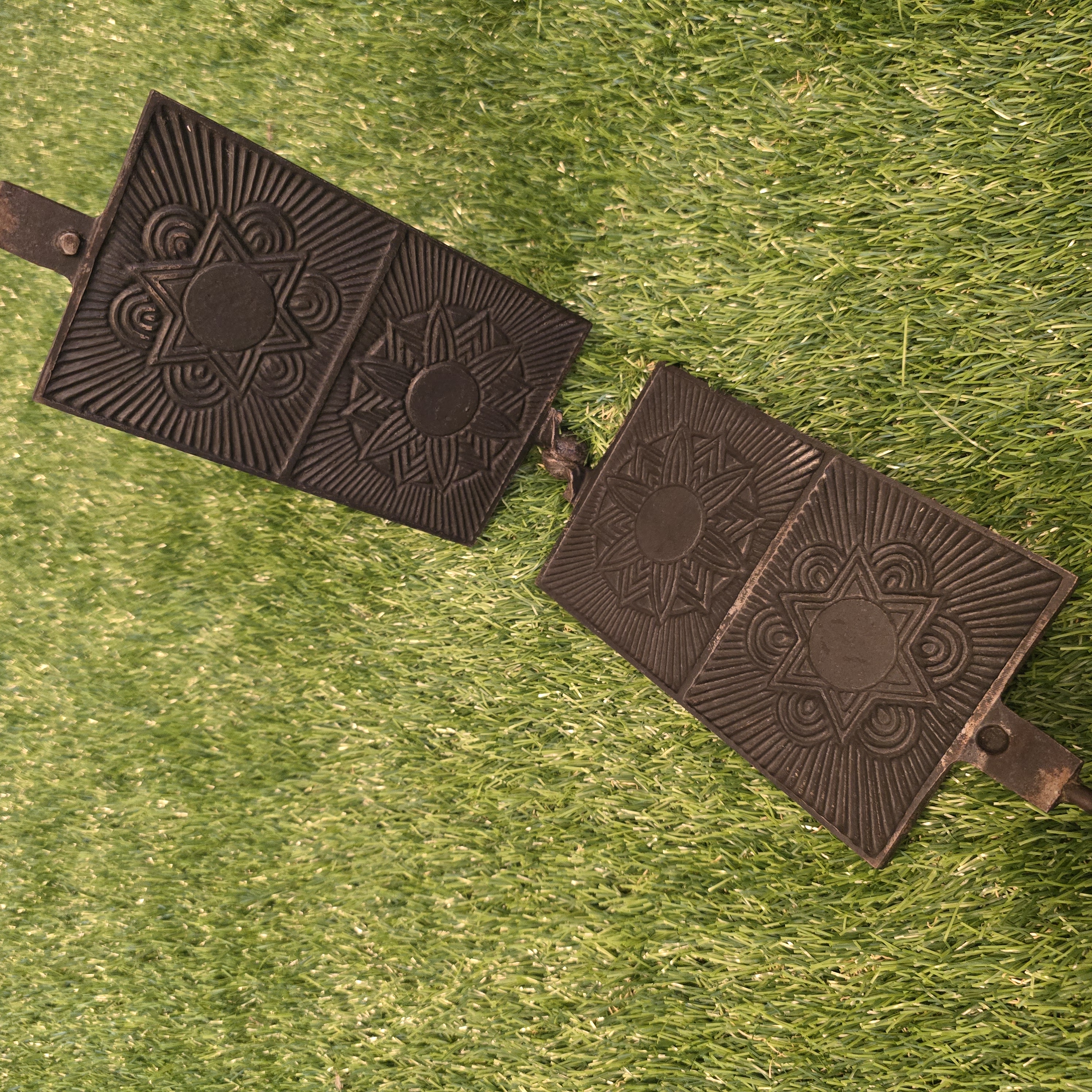 Plonų vaflių keptuvė