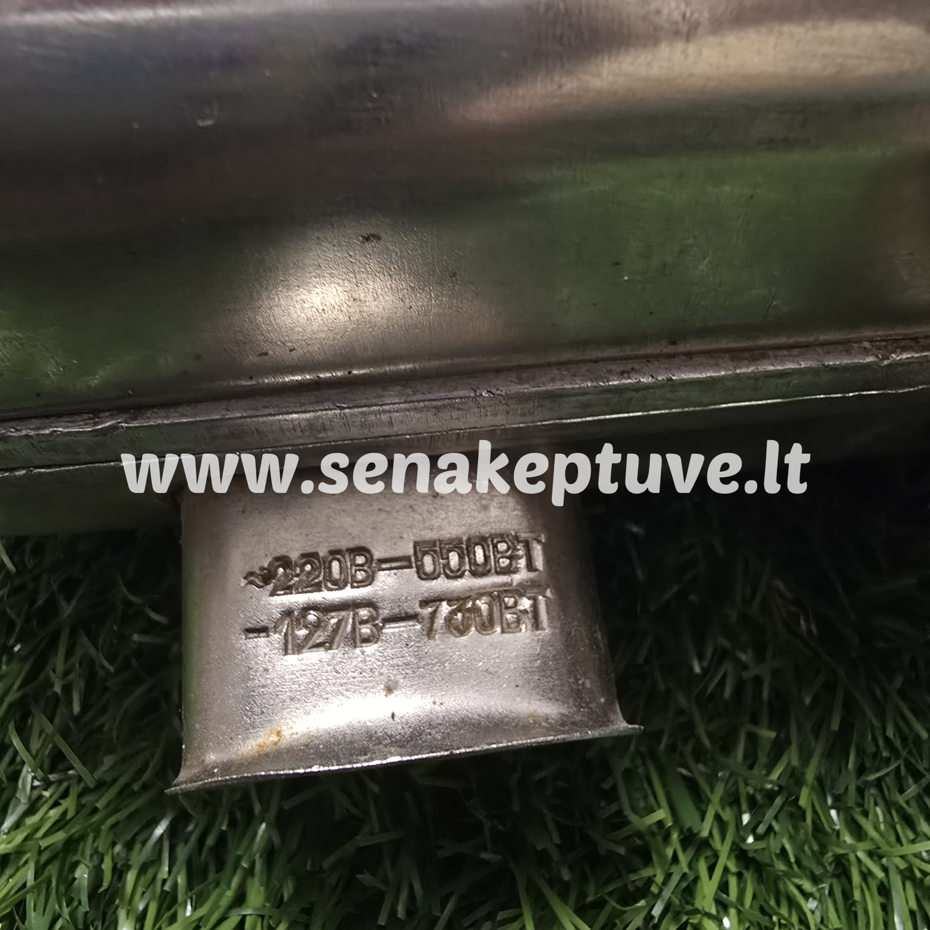 Senovinė elektrinė vaflinė su laidu