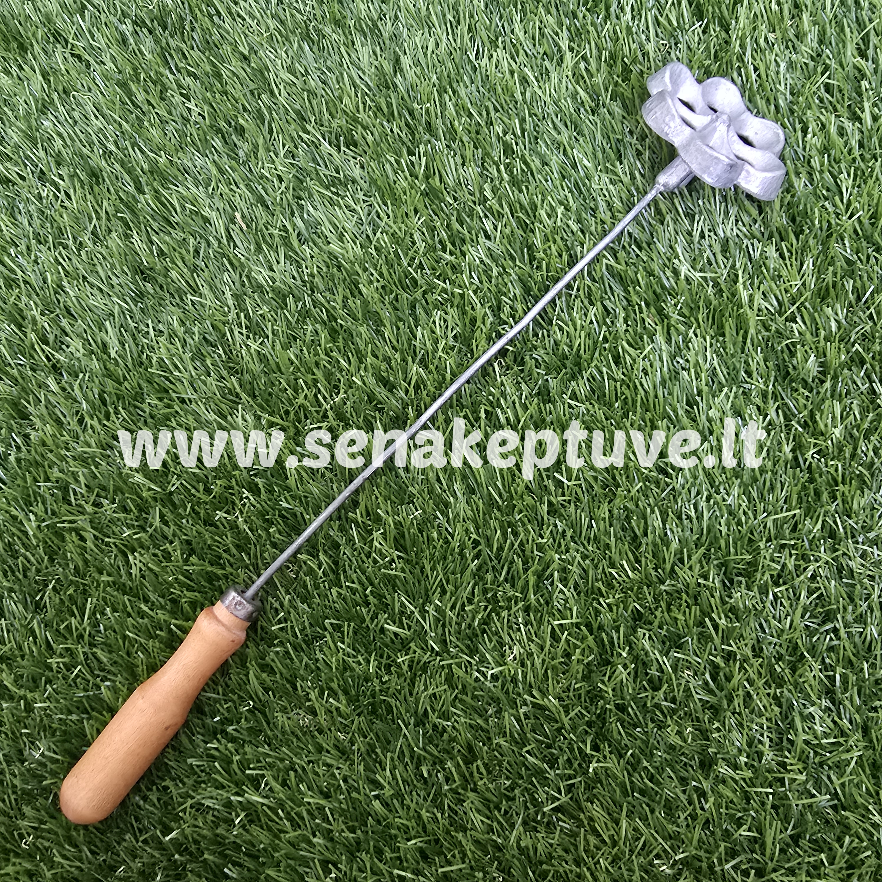 Senovinė žagarėlių formelė su koteliu