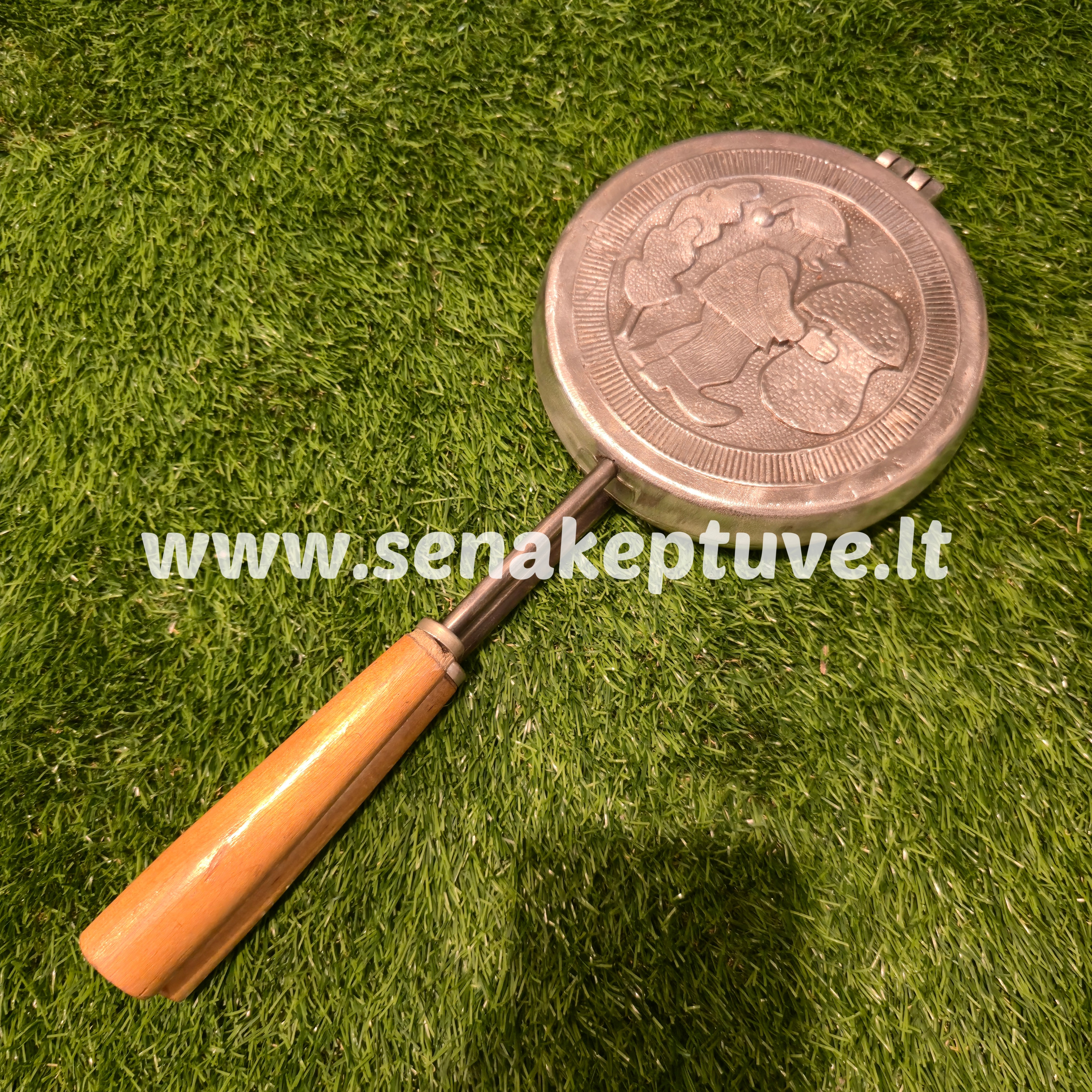 Senovinė grybukų keptuvė