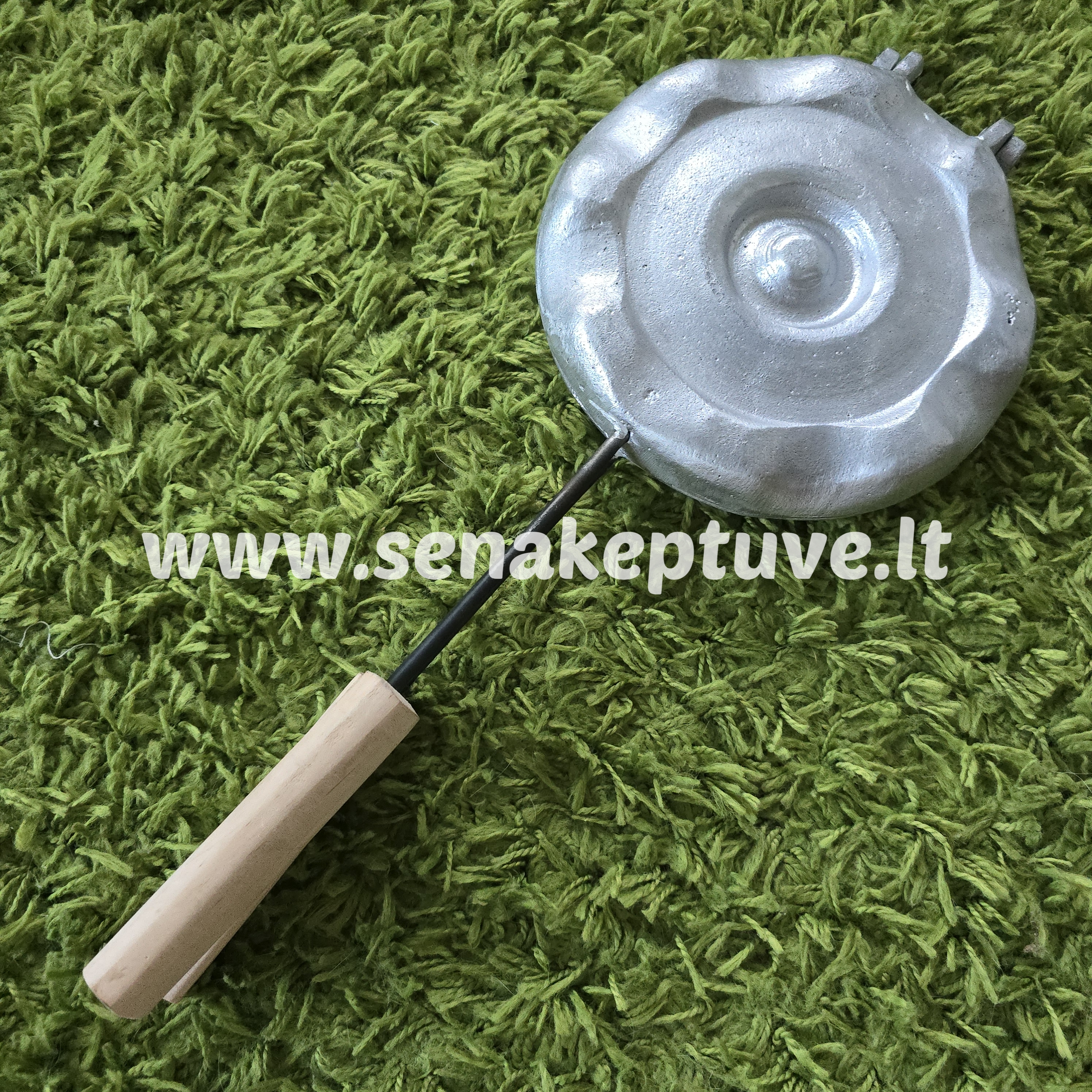 Šiuolaikinė grybukų keptuvė