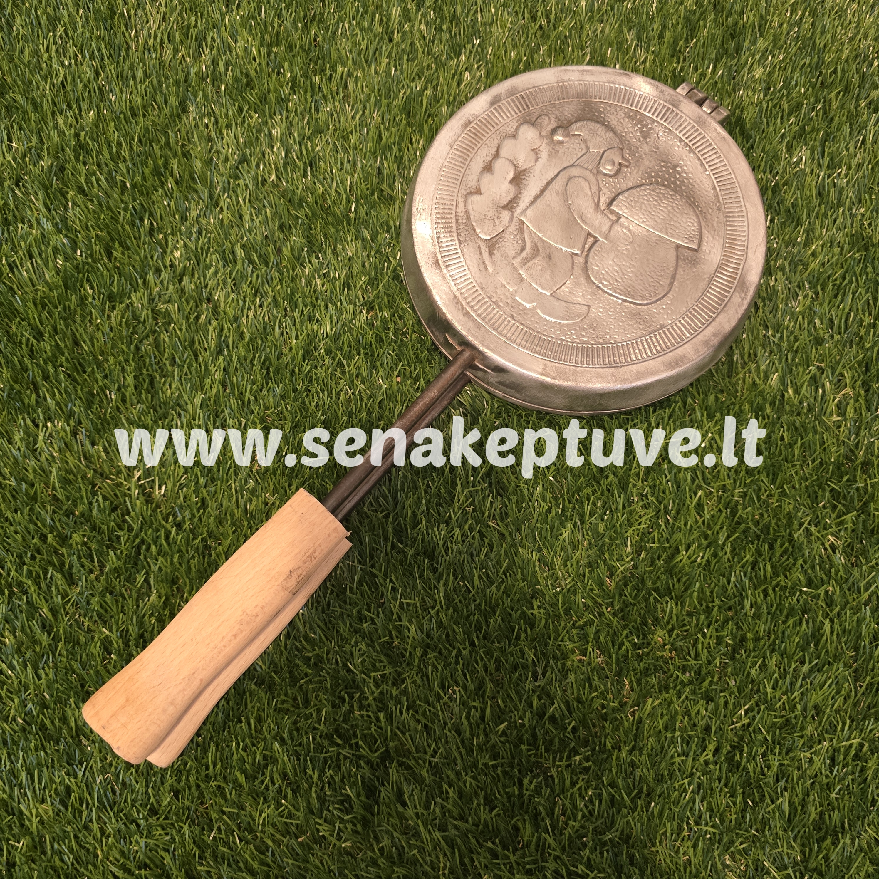 Senovinė grybukų keptuvė