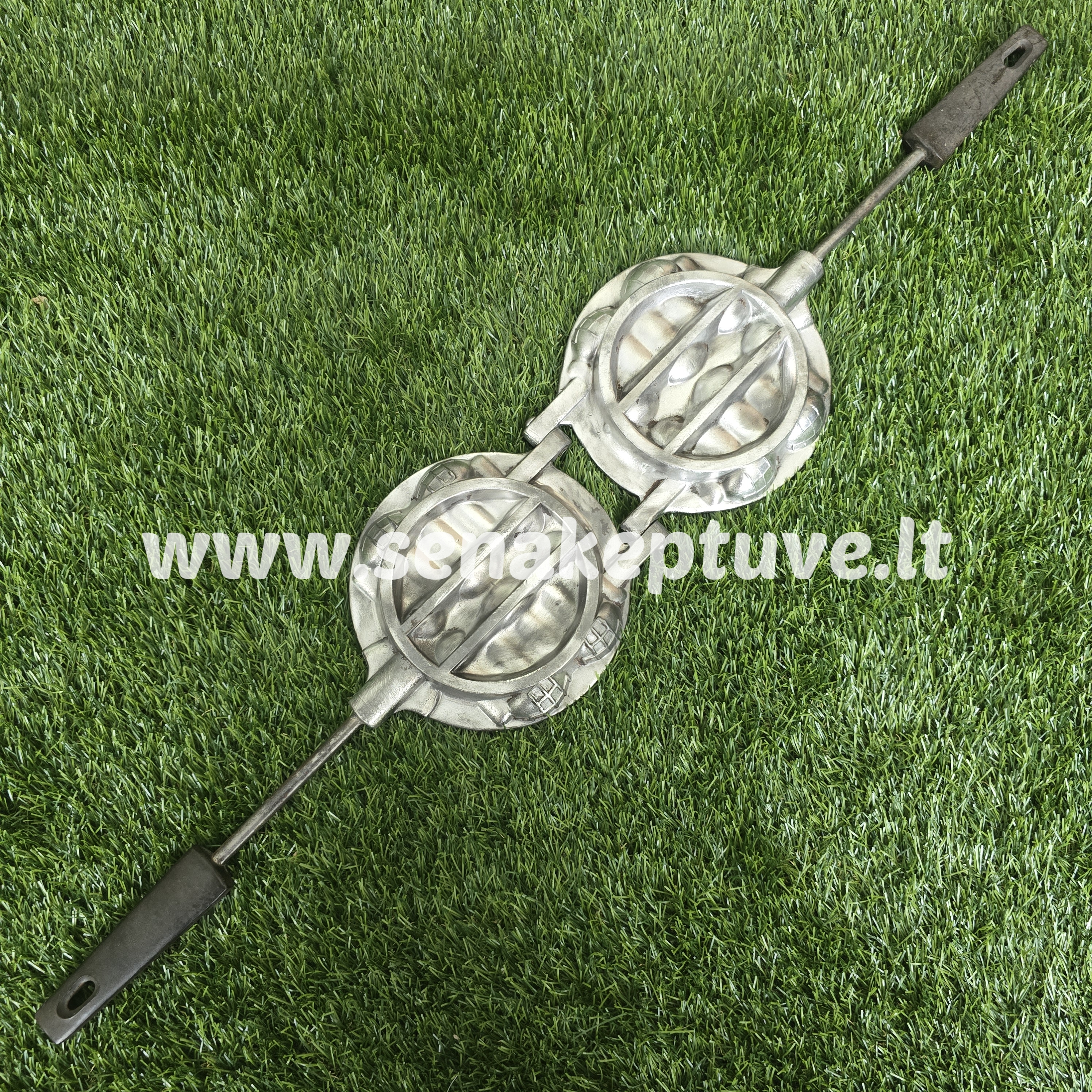 Senovinė grybukų keptuvė