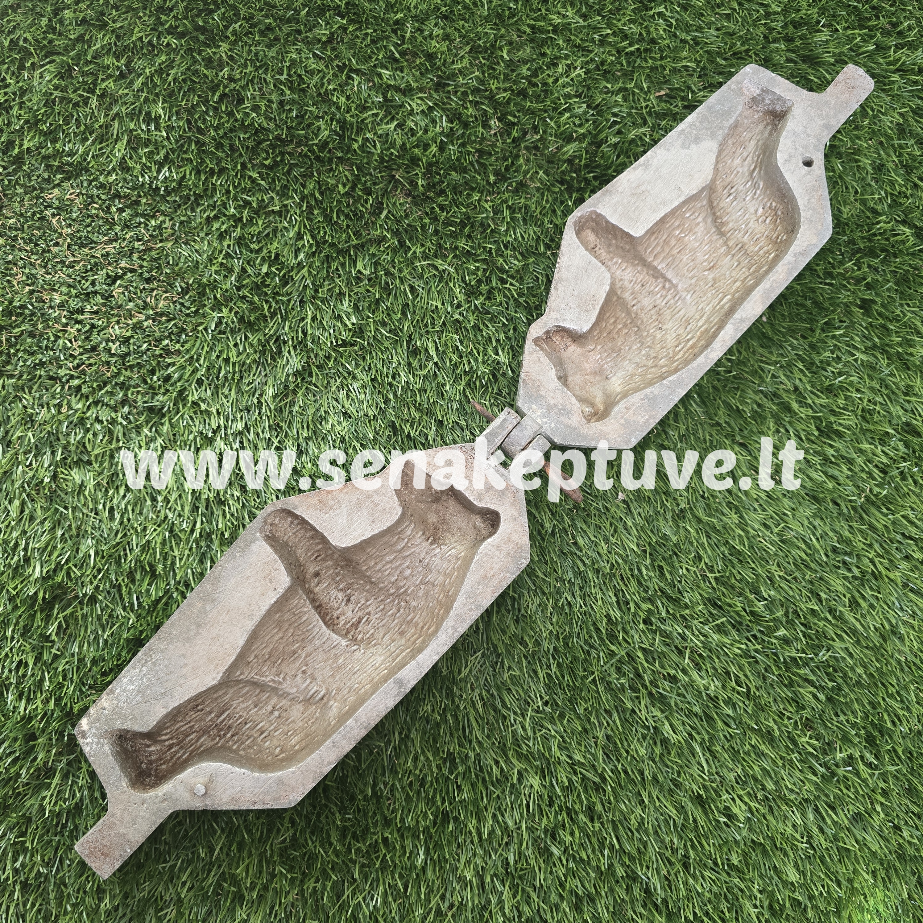 Senovinė meškos keptuvė