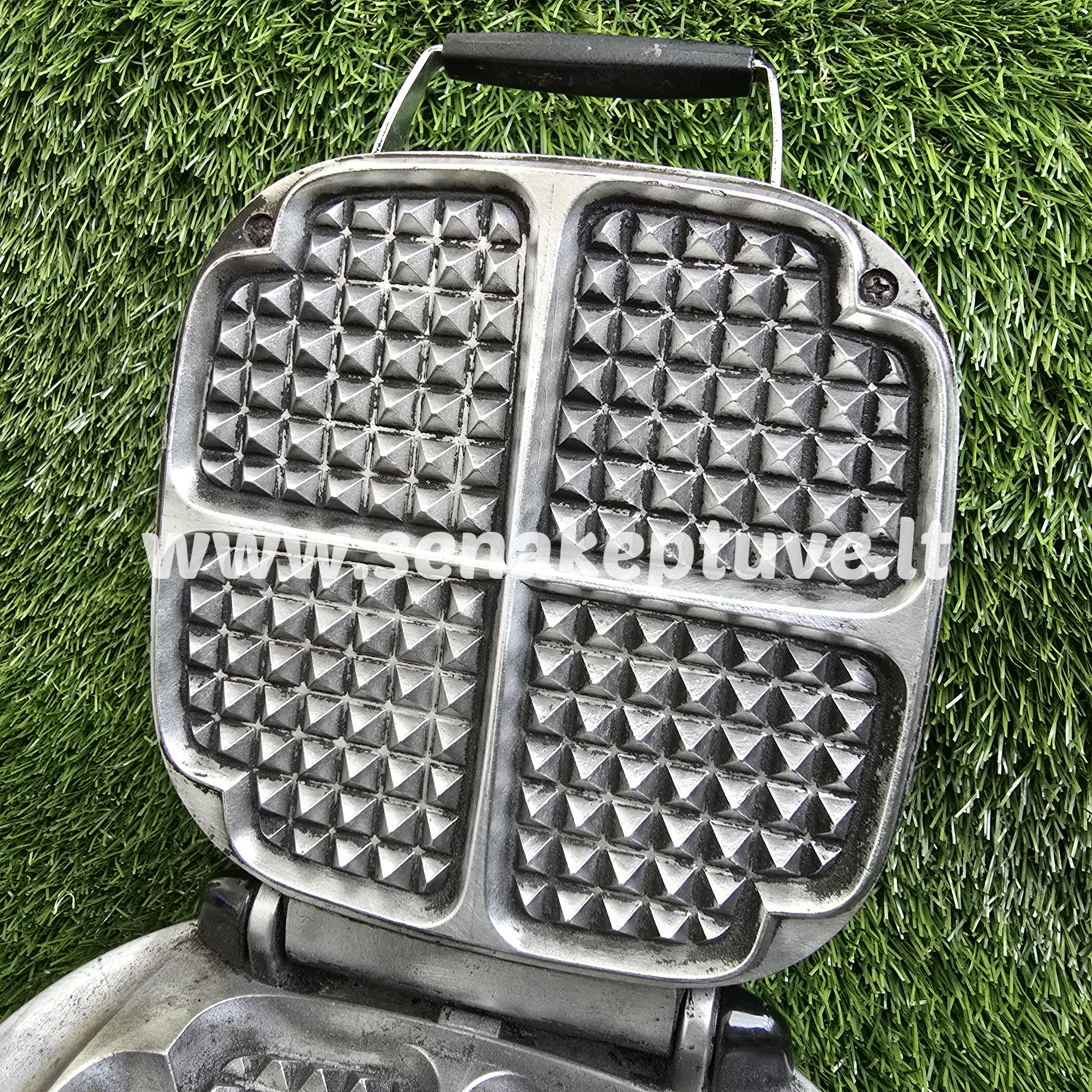 Senovinė elektrinė čirvinių blynų keptuvė Husqvarna su laidu