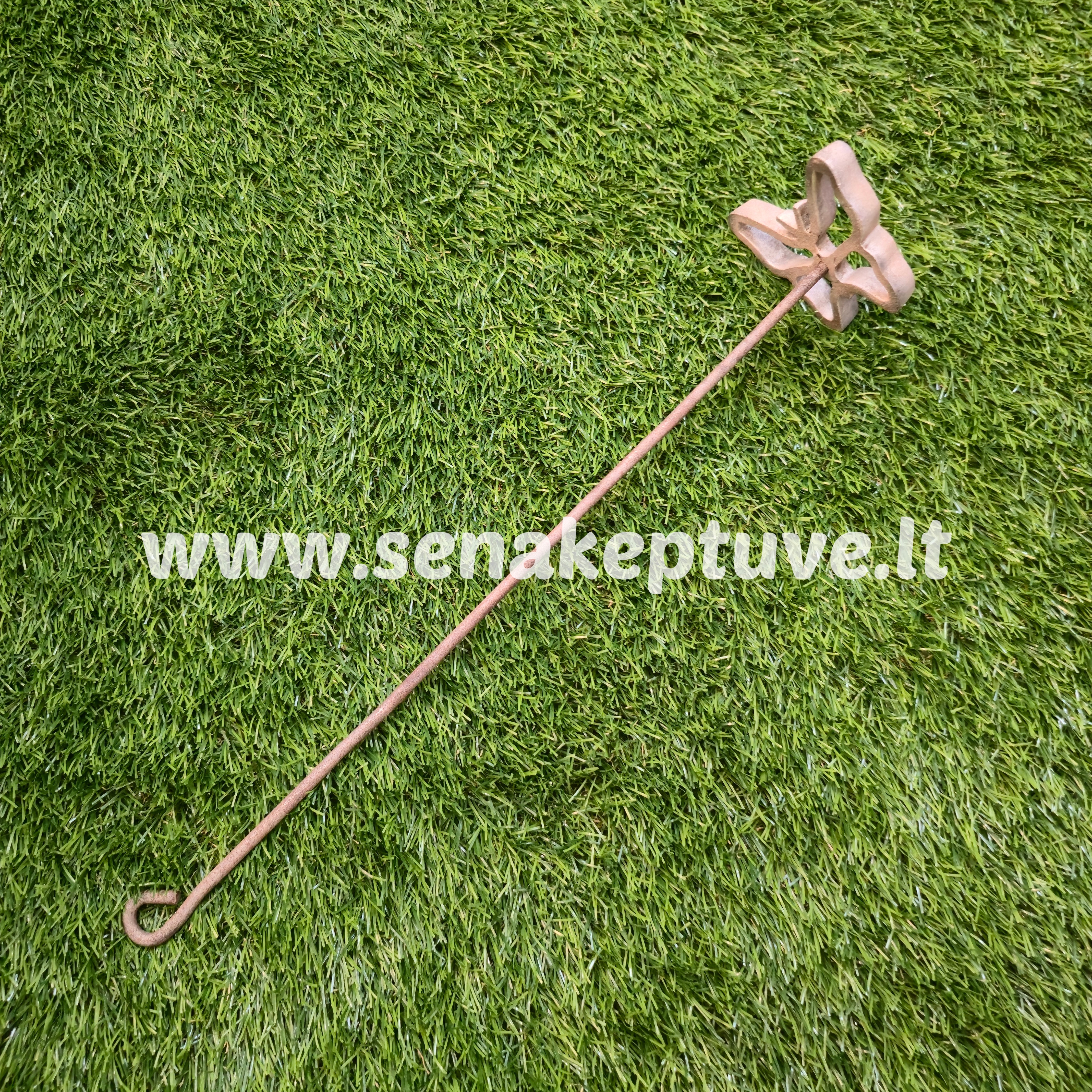 Senovinė žagarėlių formelė su koteliu