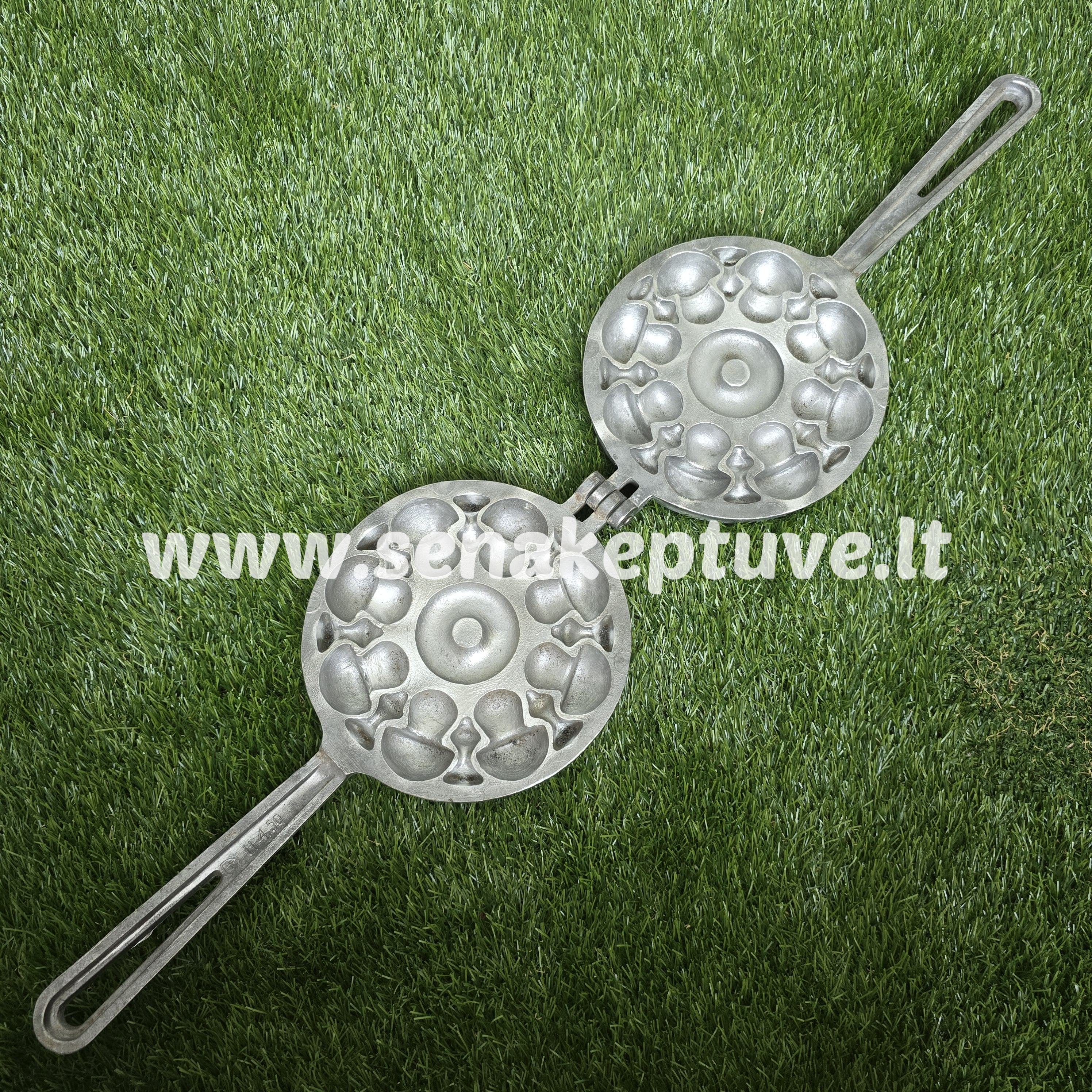 Senovinė grybukų keptuvė