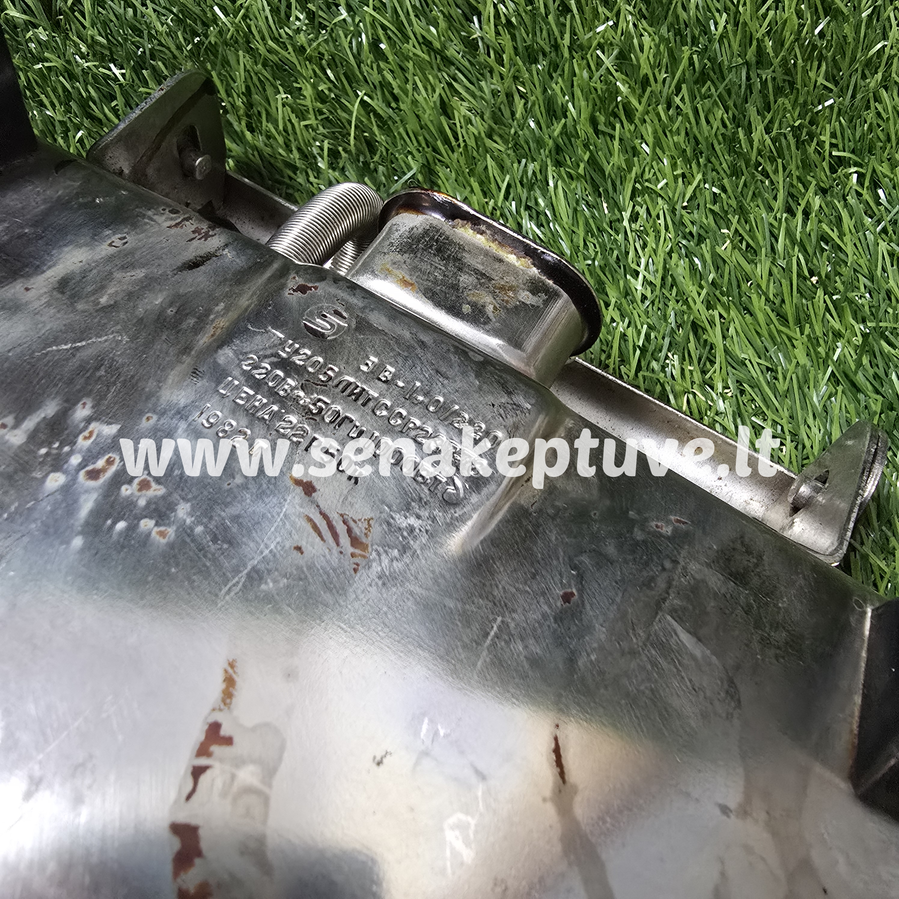 Senovinė elektrinė vaflinė su laidu