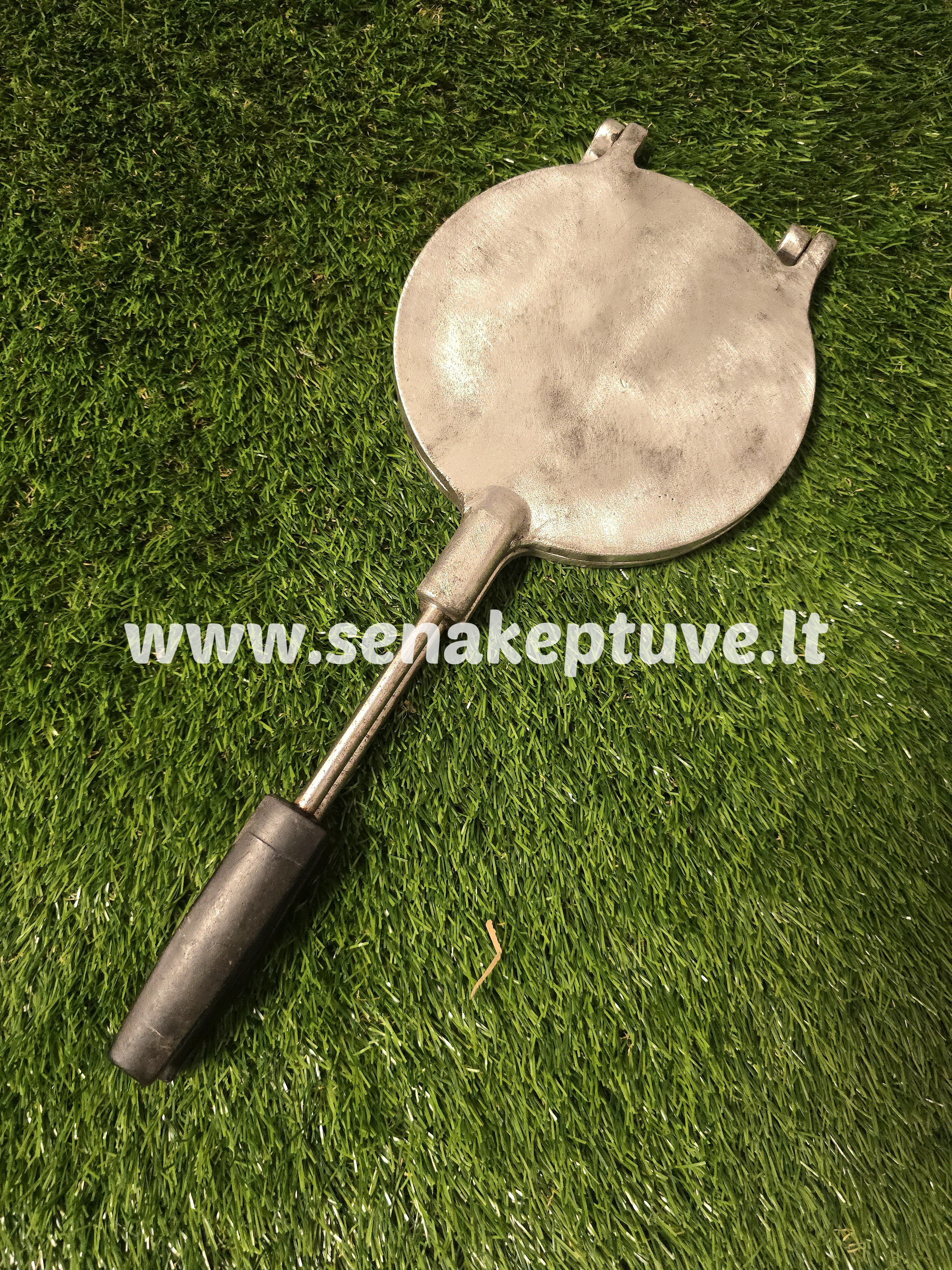 Senovinė blynų keptuvė