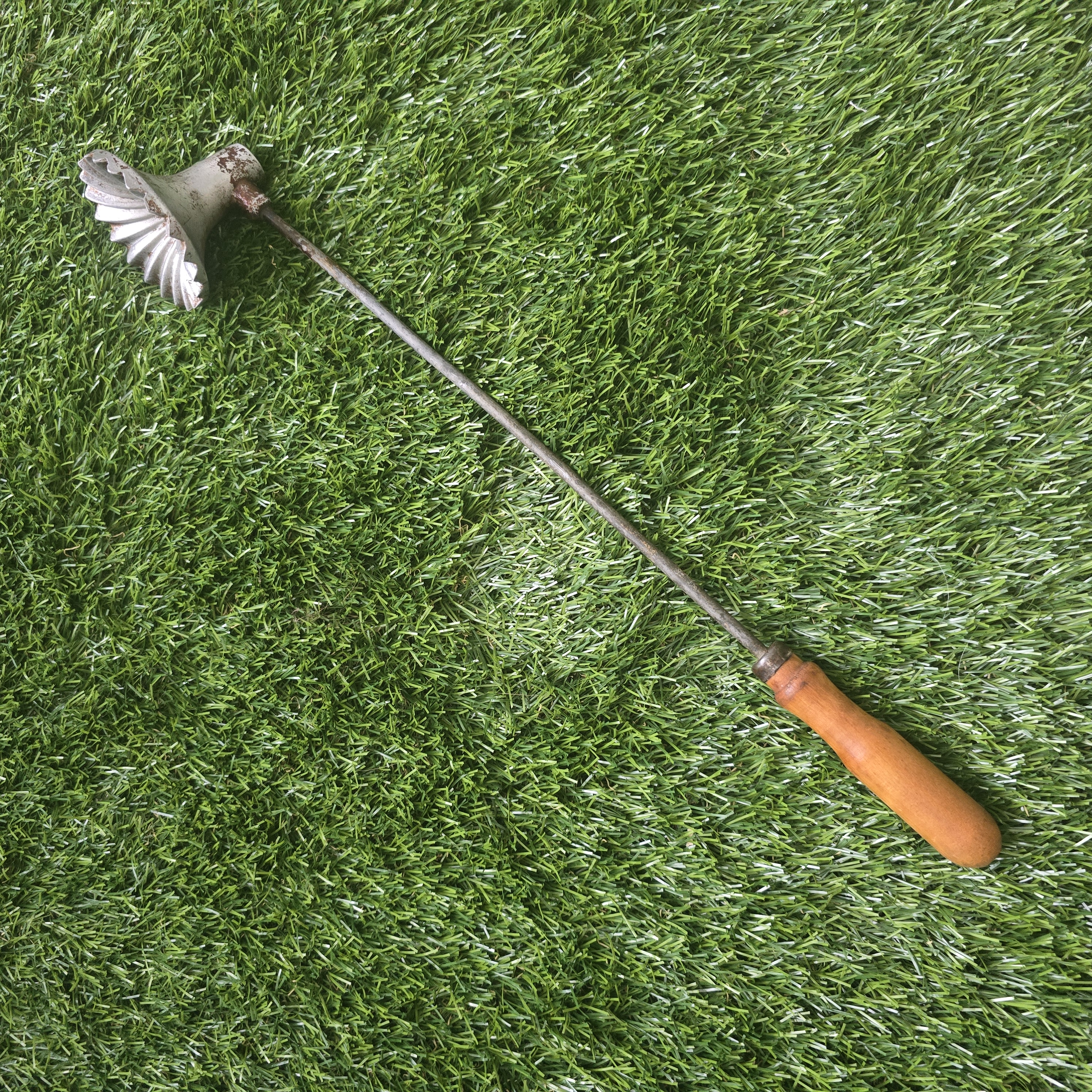 Senovinė žagarėlių formelė su koteliu