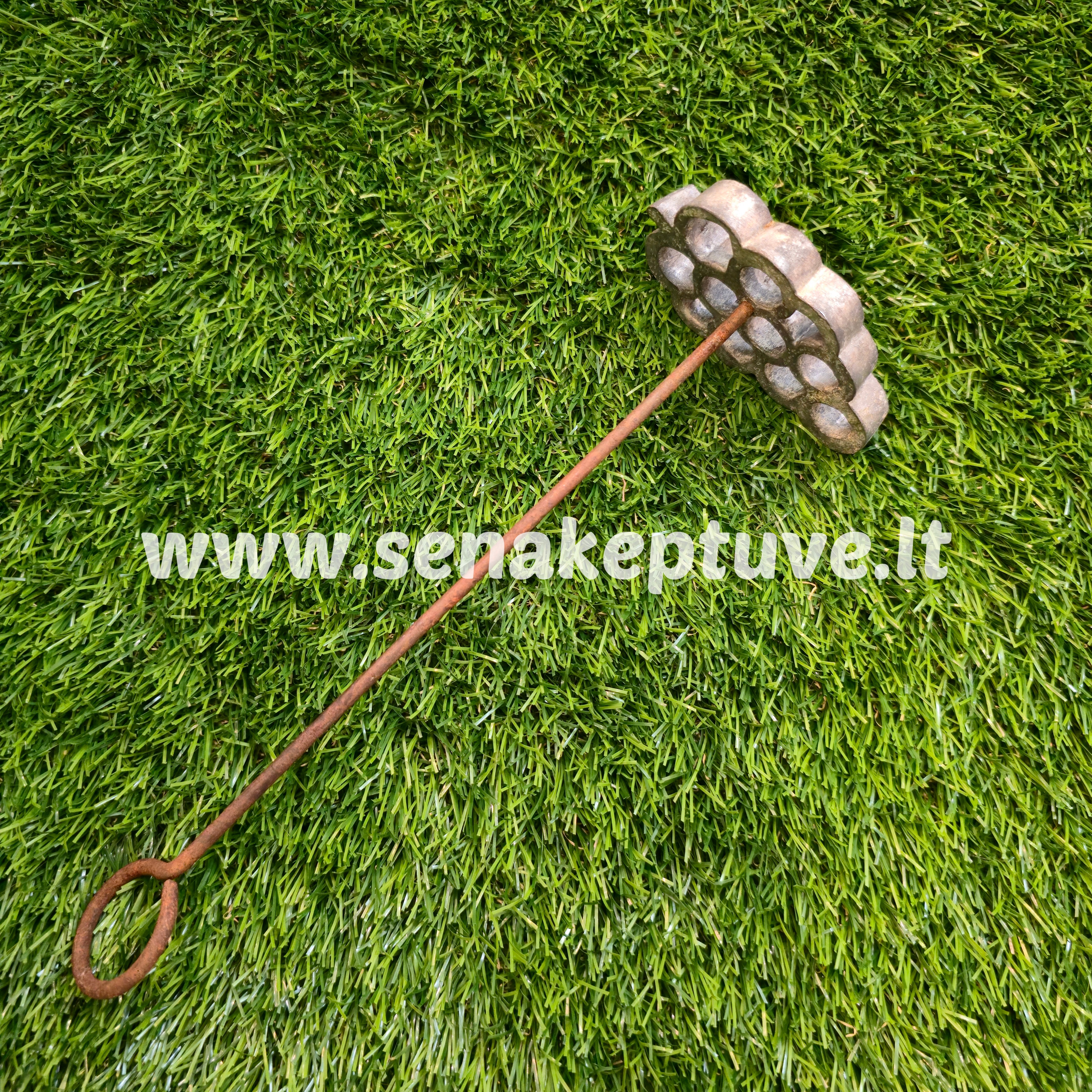 Senovinė žagarėlių formelė su koteliu