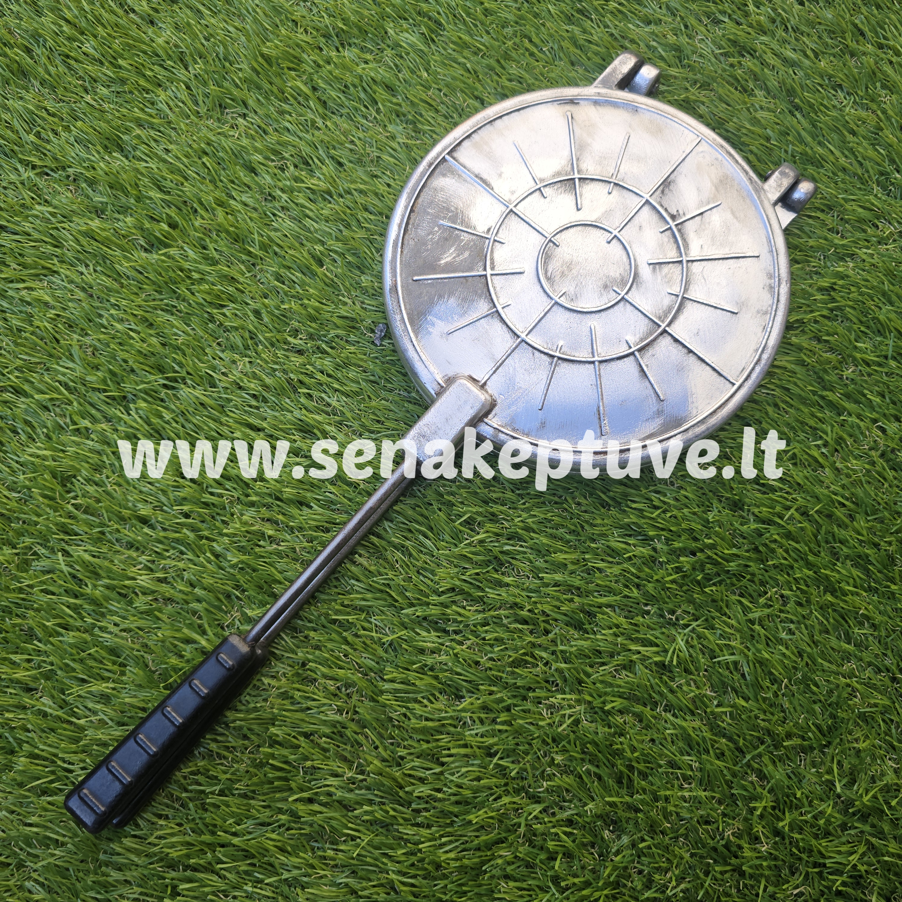 Senovinė blynų keptuvė