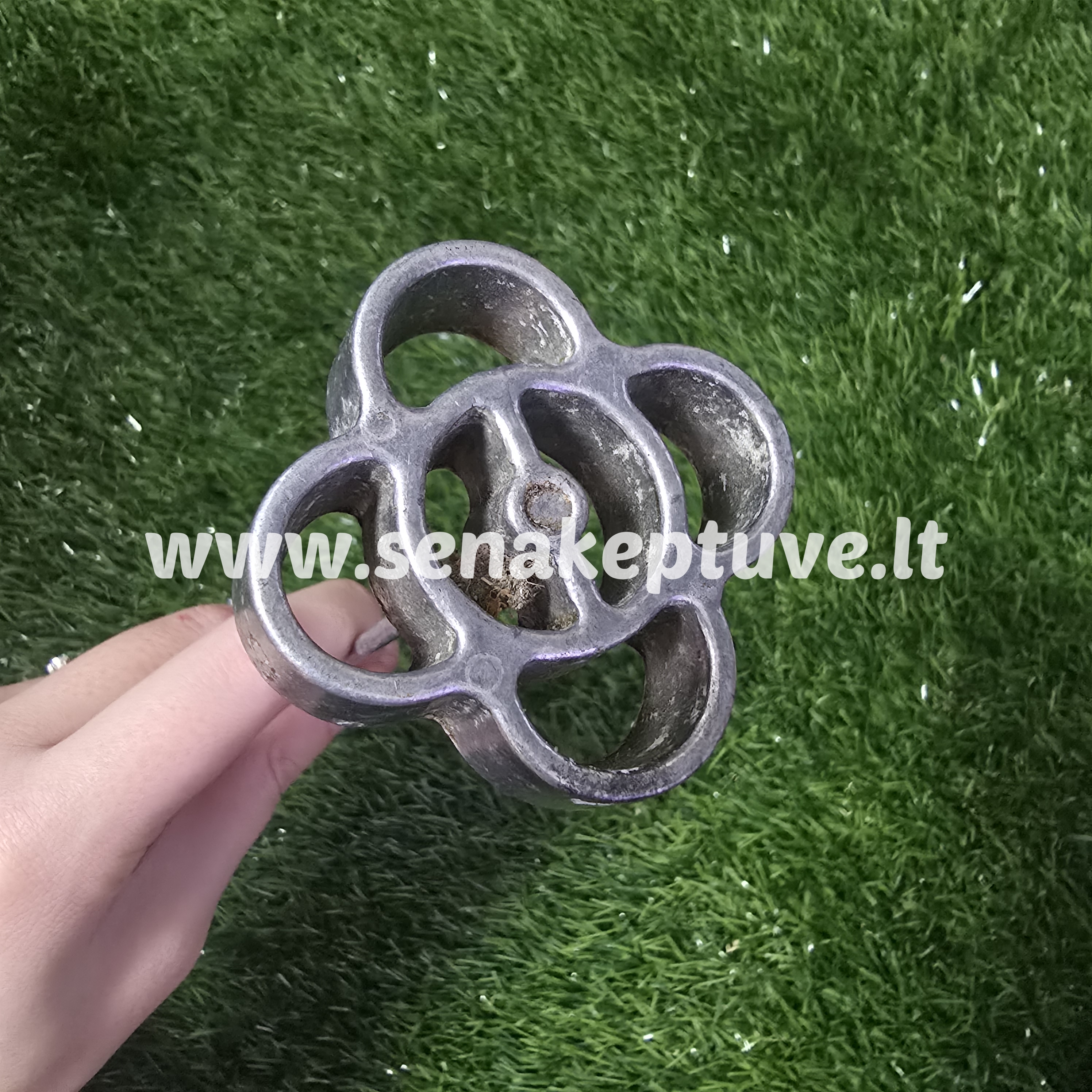 Senovinė žagarėlių formelė su koteliu