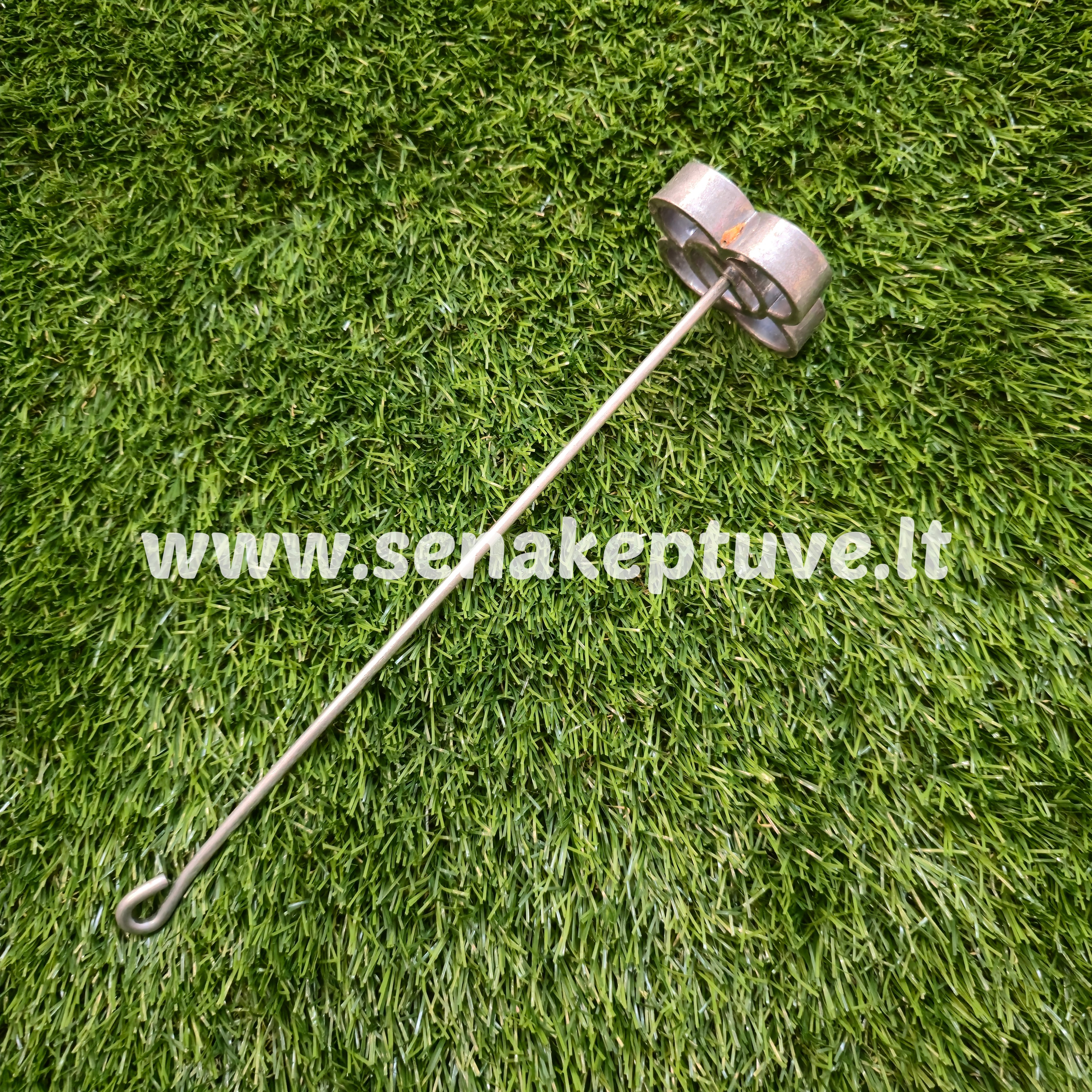 Senovinė žagarėlių formelė su koteliu