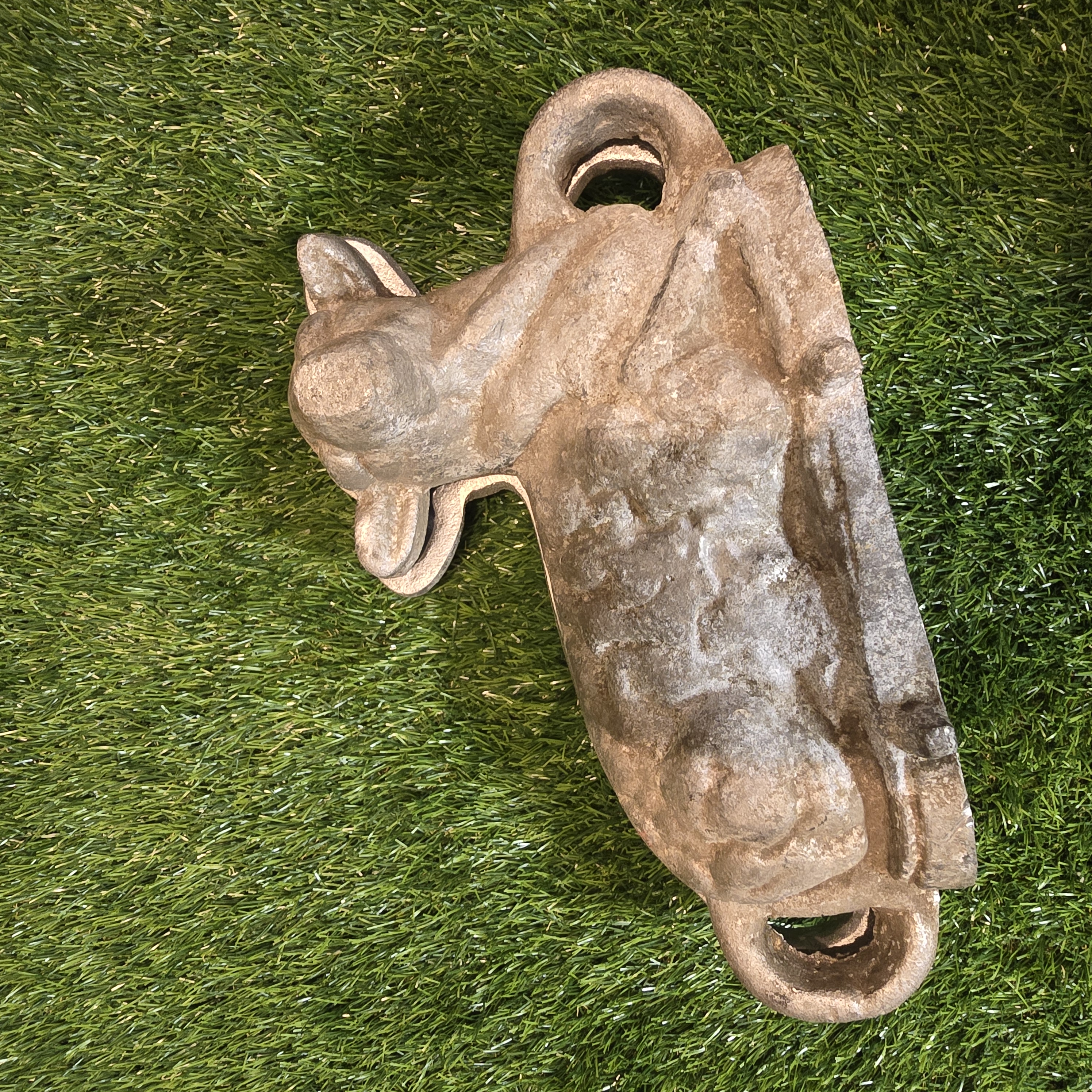 Senovinė avinėlio kepimo forma