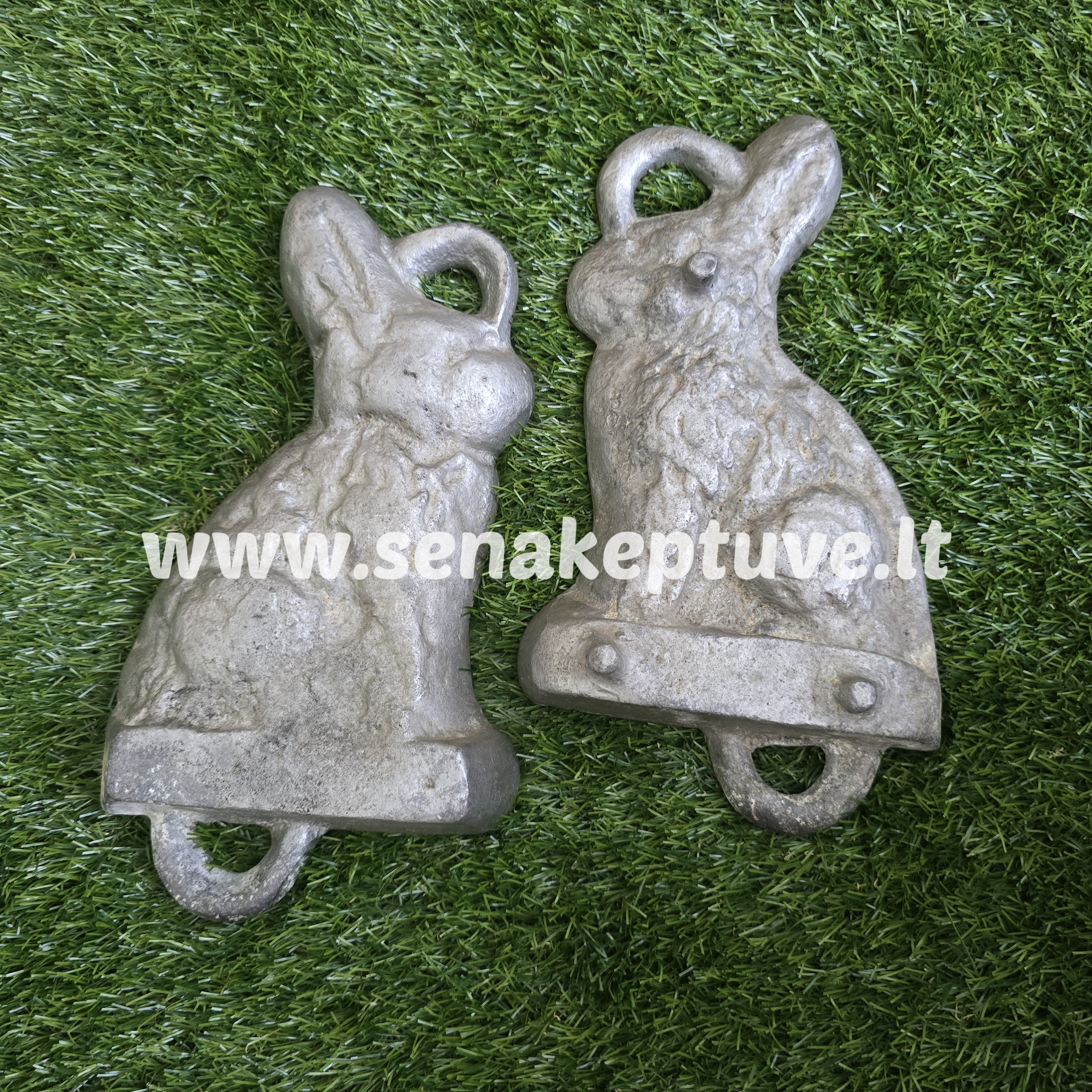 Senovinė zuikučio kepimo forma