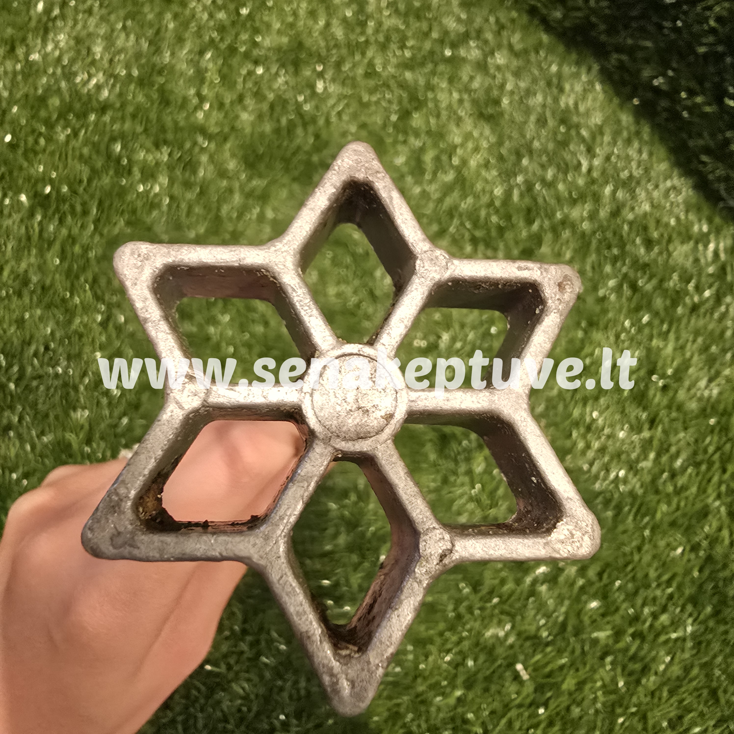 Senovinė žagarėlių formelė su koteliu