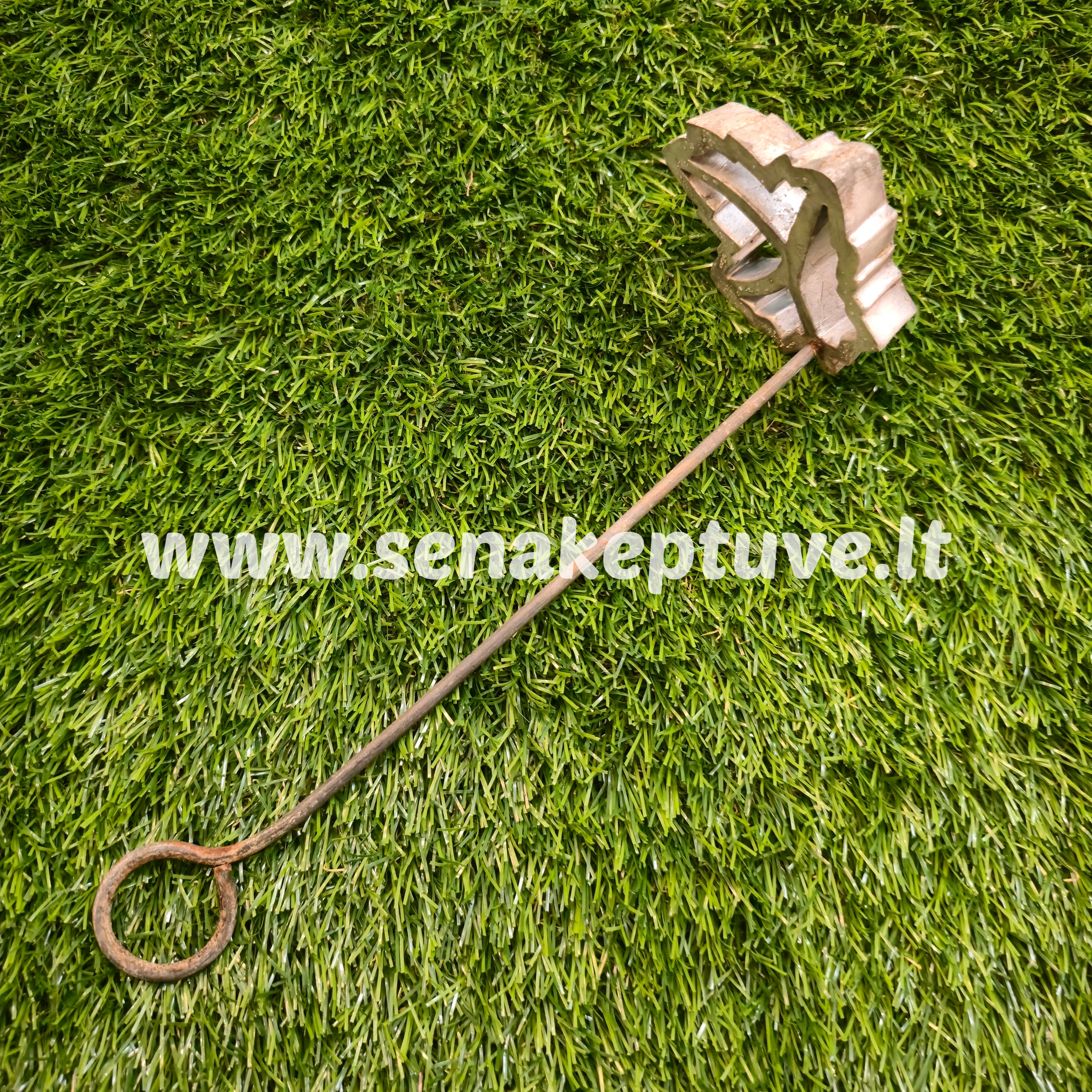 Senovinė žagarėlių formelė su koteliu