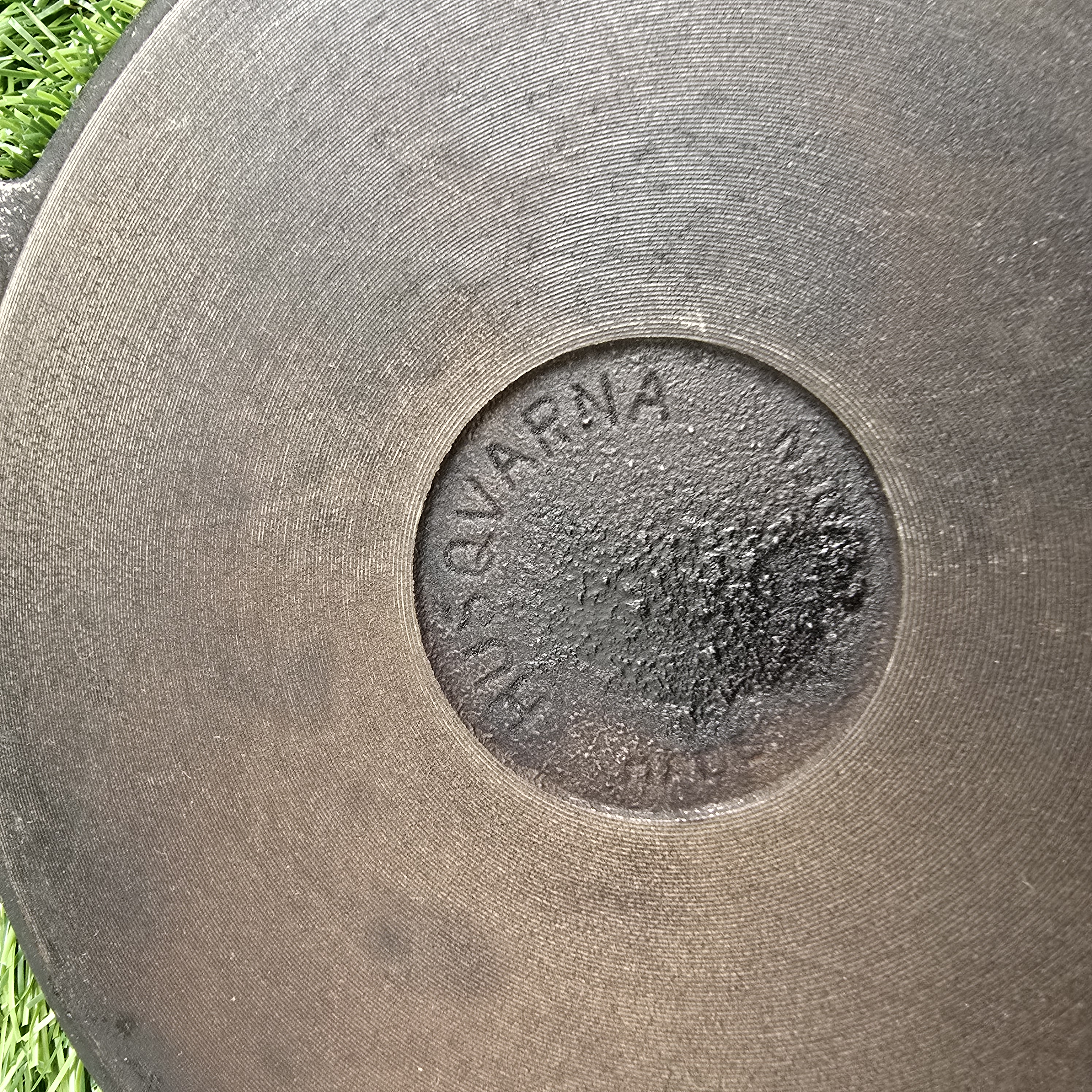 Ketaus plonų vaflių keptuvė Husqvarna