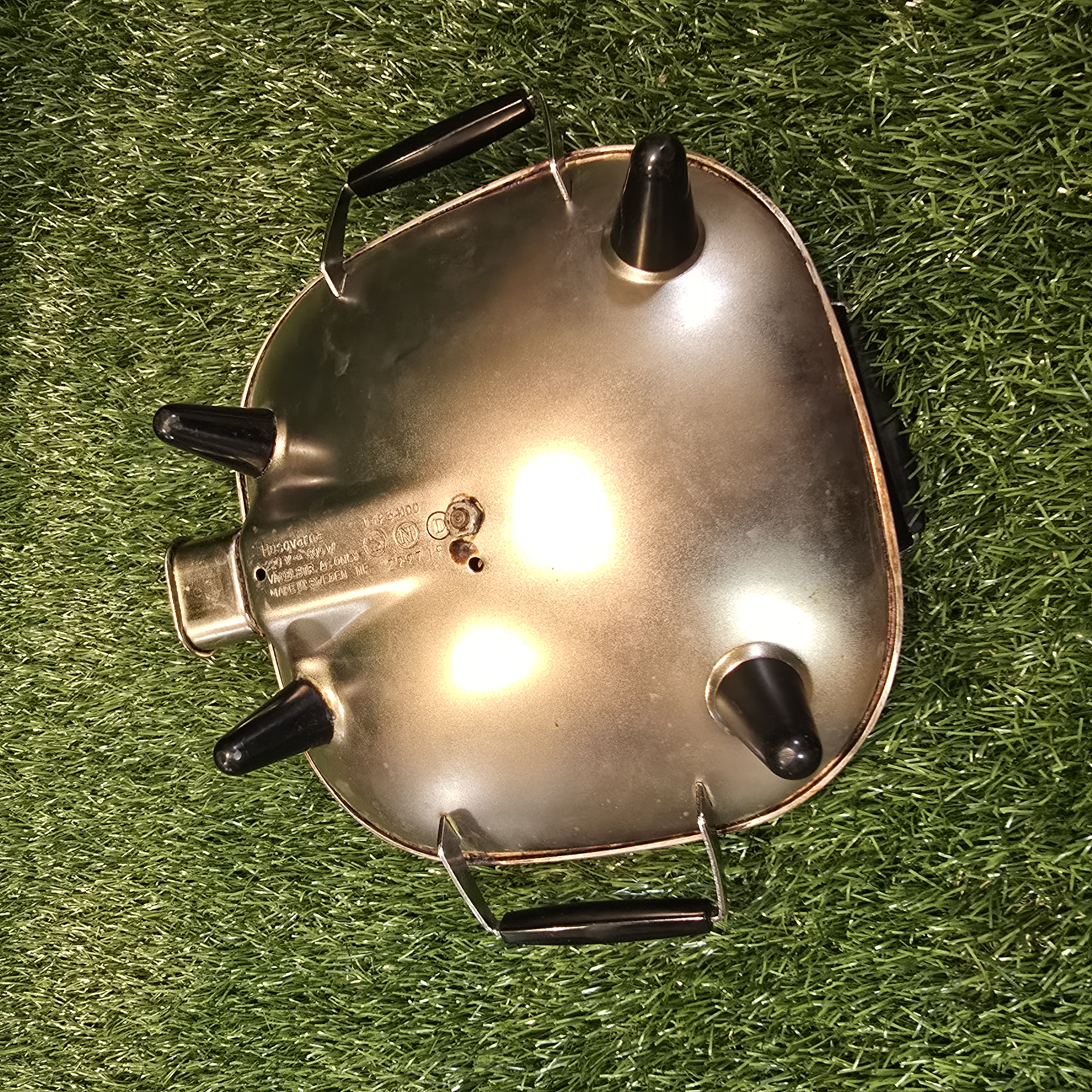 Senovinė elektrinė čirvinių blynų keptuvė Husqvarna su laidu (klijuota 1 kojytė)