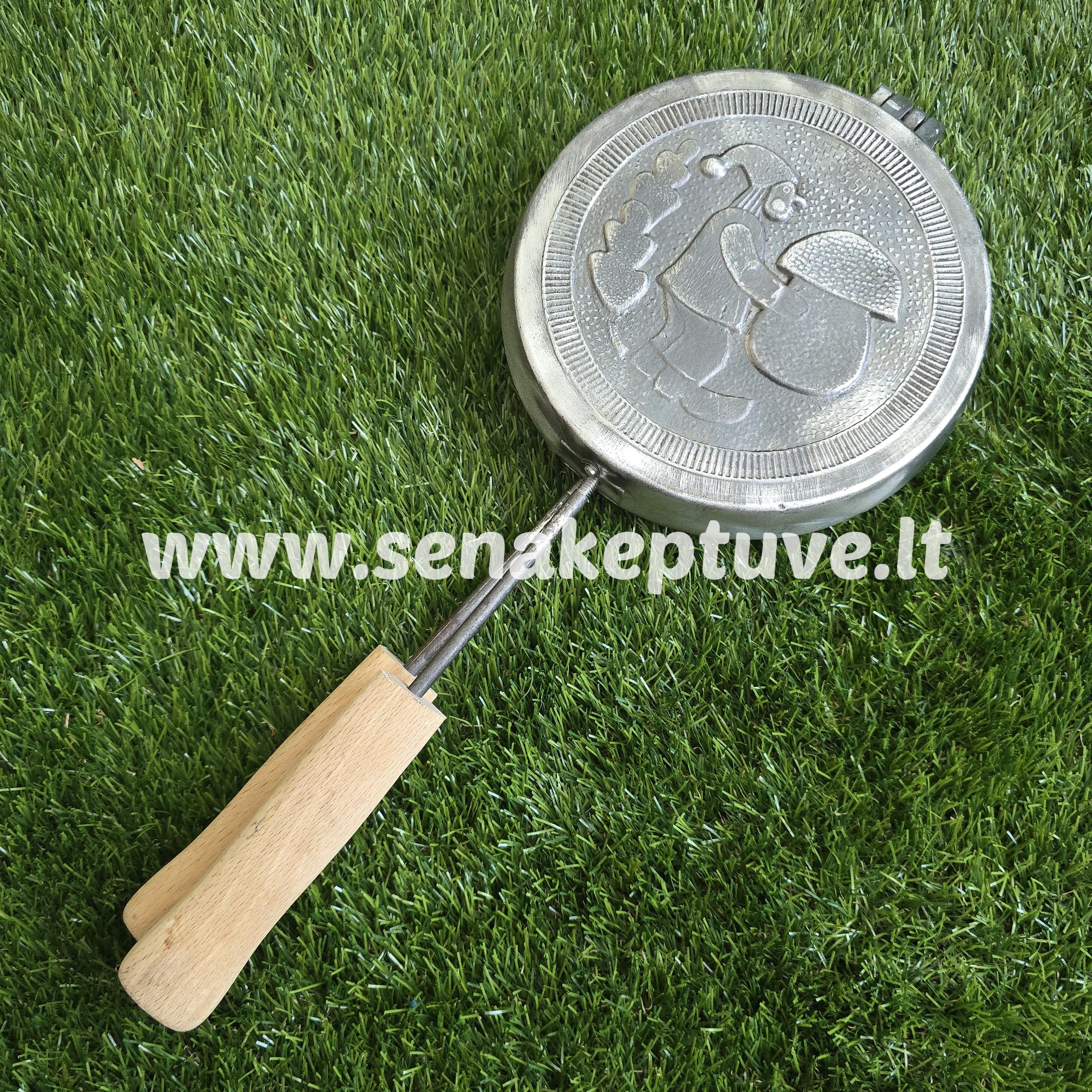 Senovinė grybukų keptuvė